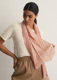 Pink women's scarf with crinkle SZADT-0157-34(W23)