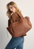 Camel-colored leather shopper bag TORES-1207-1D(W26)