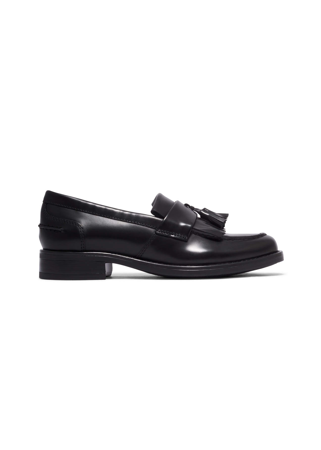 Women's leather moccasins with tassel BUTYD-1295-9F(Z26), side view of the product on a white background.
