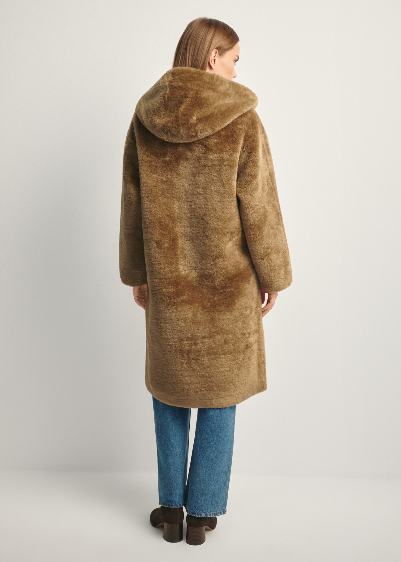 Women's khaki fur coat FUTDP-0070-55(Z25), product view from the back on the model, the whole silhouette is visible.