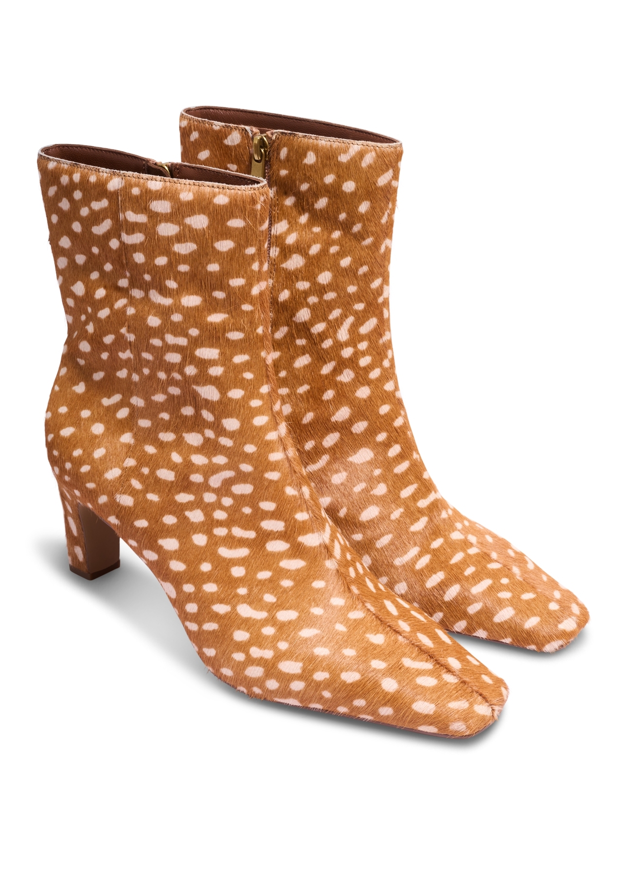 Cognac women's ankle boots with pattern BUTYD-1302-1F(Z26), diagonal product view on a white background.