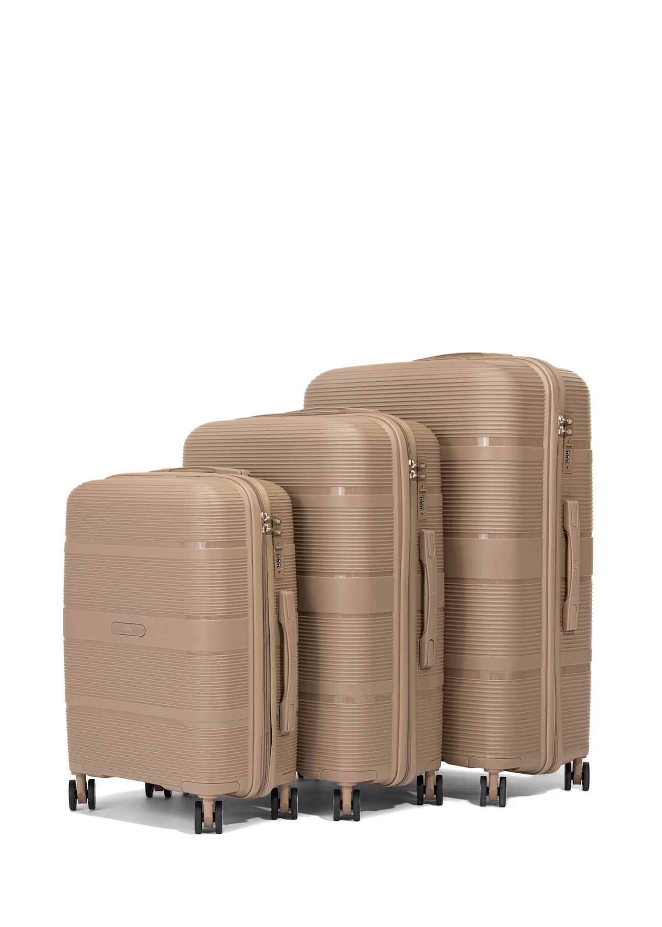Set of suitcases on wheels 19"/24"/28" WALPP-0022-86(W25)