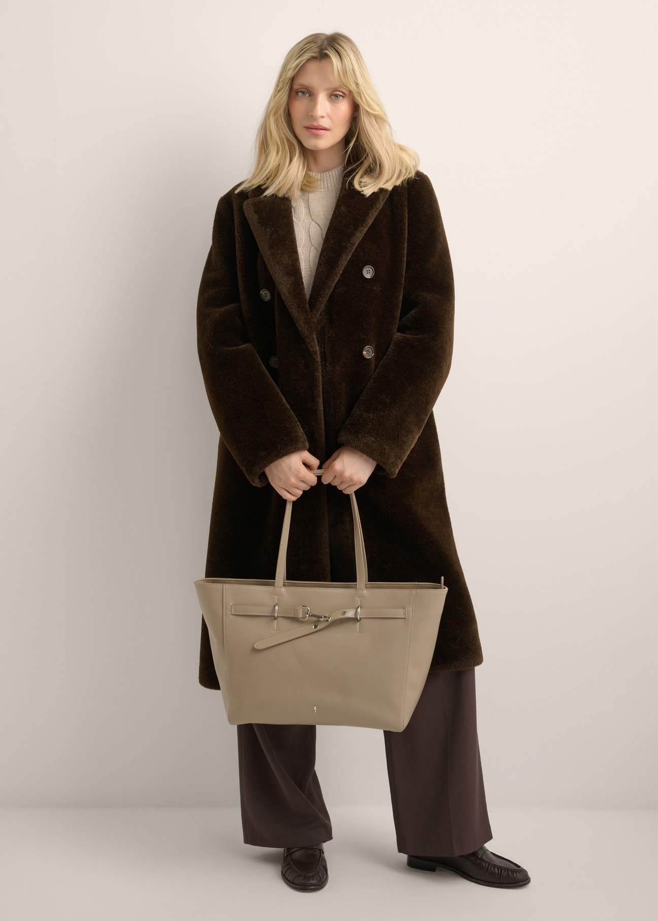 Women's shopper bag in cool beige color TOREC-1340-1K(Z26)