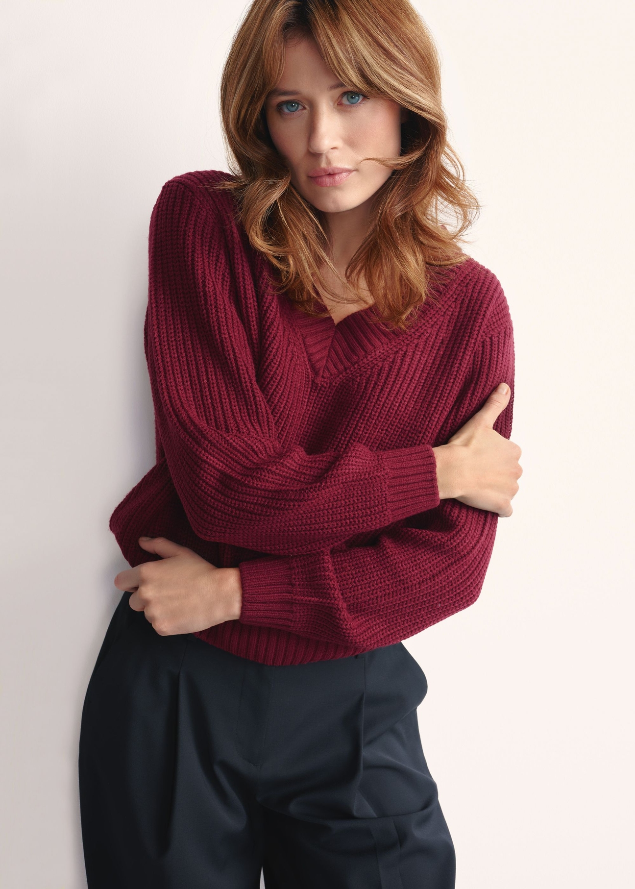 Burgundy women's sweater SWEDT-0162-4D(Z26)