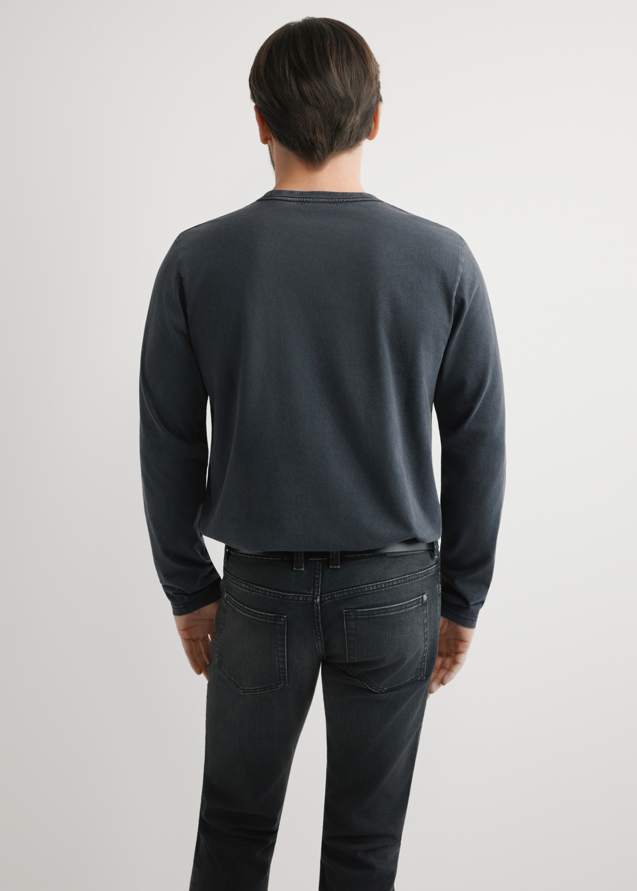 Black men's longsleeve LSLMT-0012-99(W26), back view of the product on the model. Half of the silhouette visible.