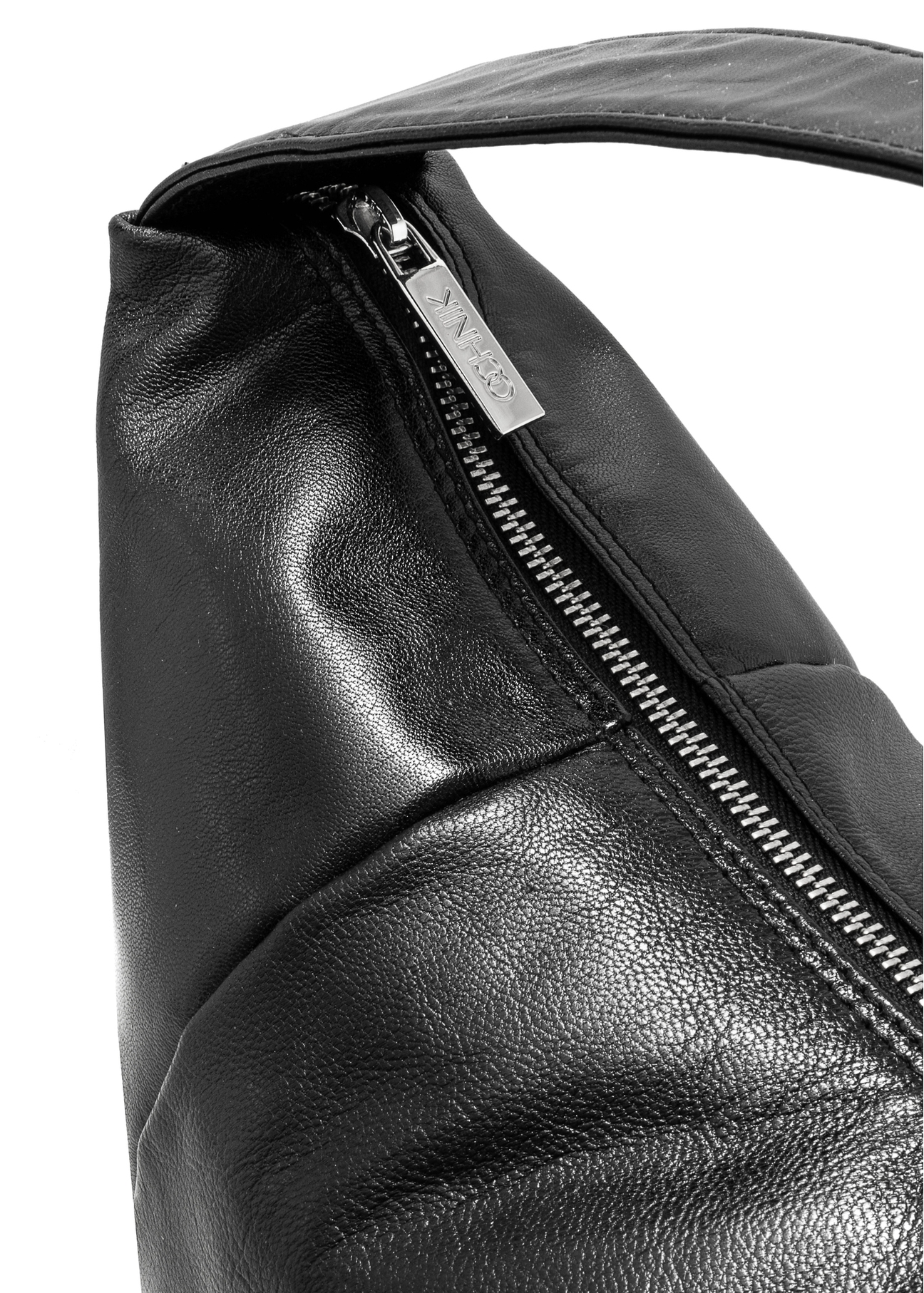 Black leather hobo bag TORES-1135A-99(Z25), close-up of product detail, view on white background.