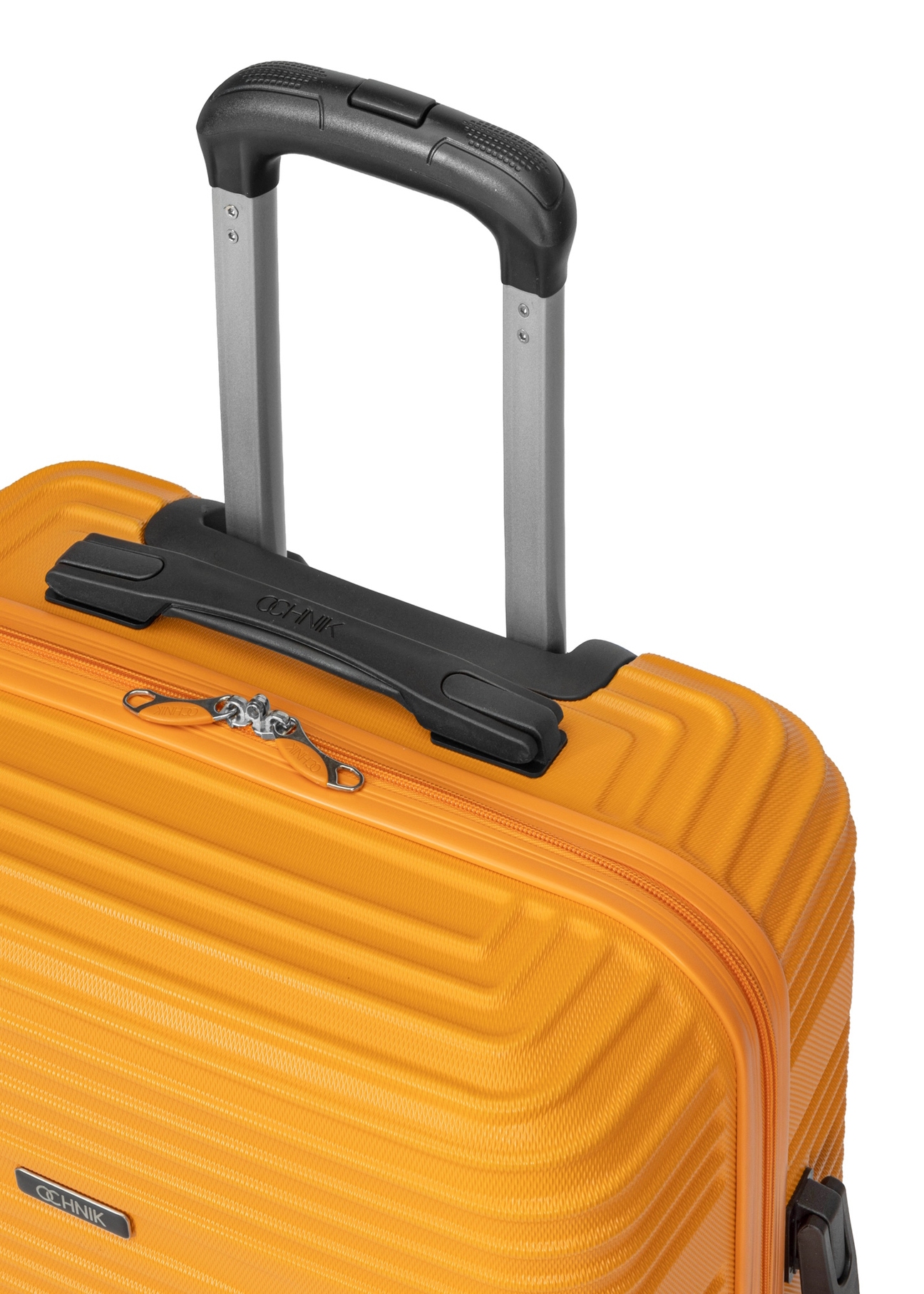 Medium suitcase on wheels WALAB-0040-3A-24(W26), view of the product handle on a white background.
