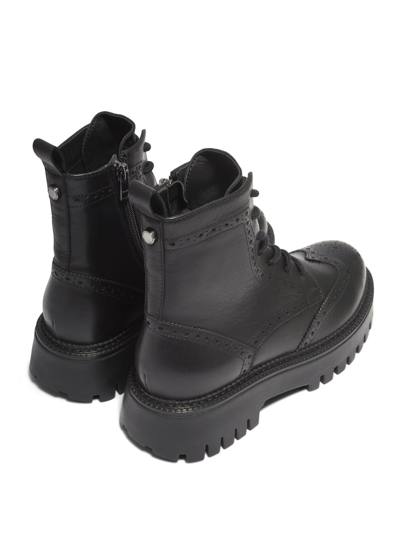 Women's leather ankle boots in black BUTYD-1289-99(Z26), product view from the back on a white background.