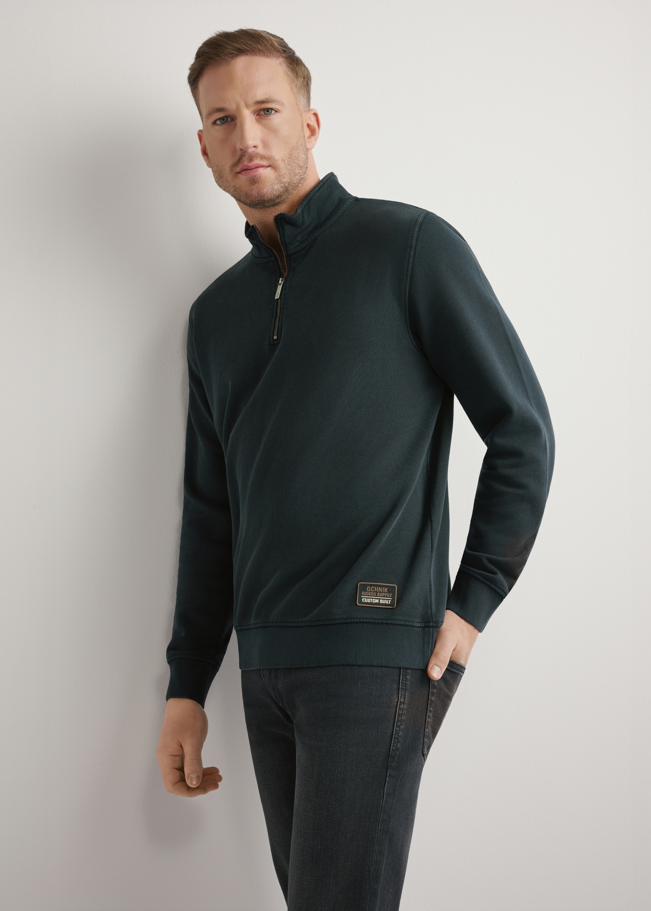 Men's black cotton sweatshirt BLZMT-0077-99(W26), front view of the product on the model. Half of the silhouette visible.