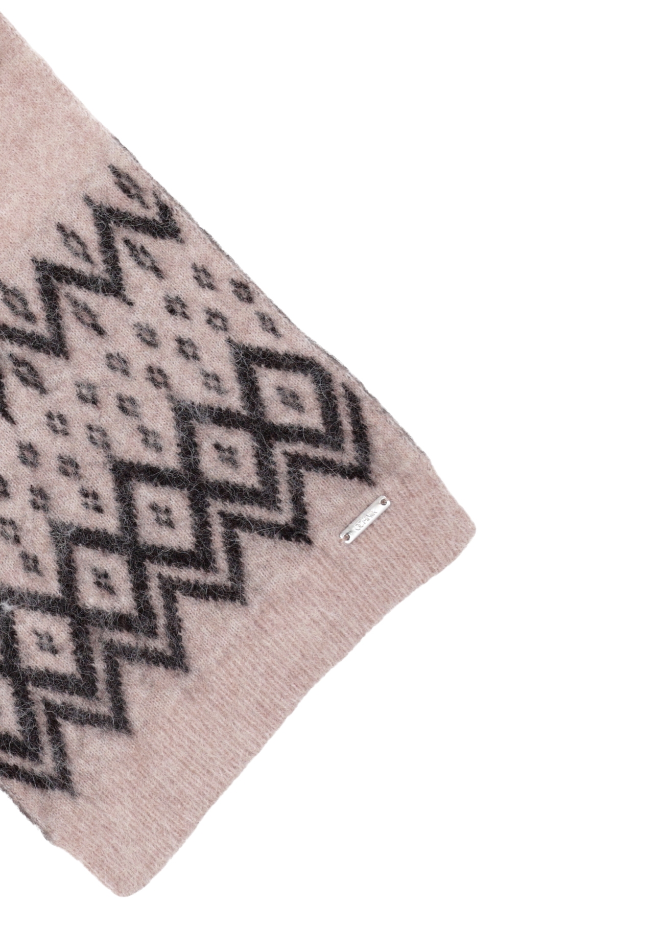 Women's wool scarf SZADT-0228-1J(Z26), close-up view of the product logo on a white background.