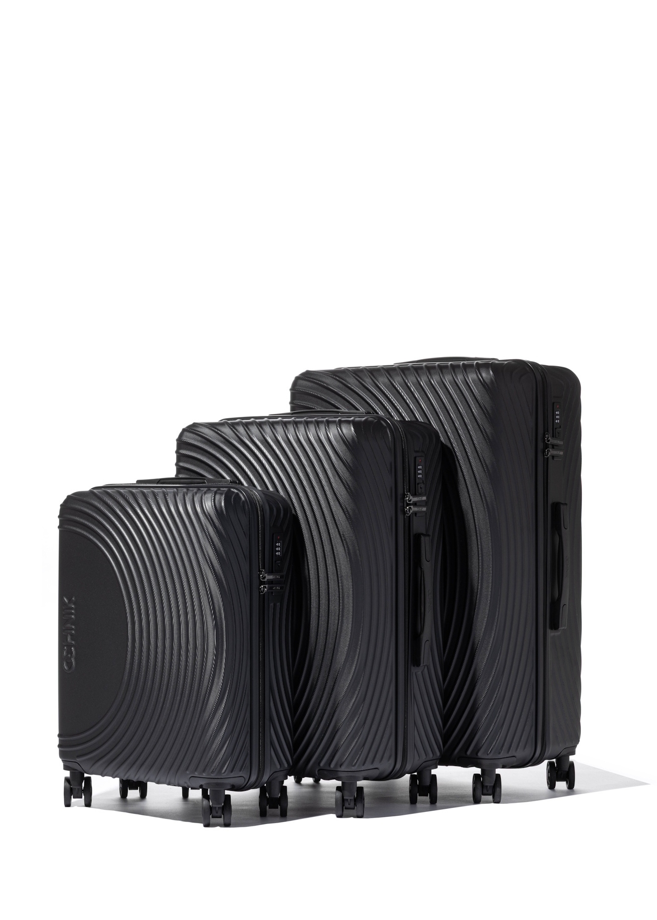 Set of wheeled suitcases (19"/24"/28") WALAB-0088-99(W26), angled product view on a white background.