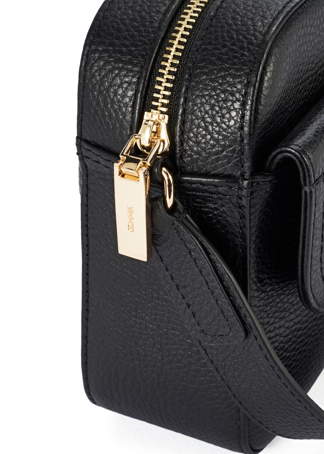 Women's leather black messenger bag TORES-1155-99(Z25) - close-up of the detail on a white background.