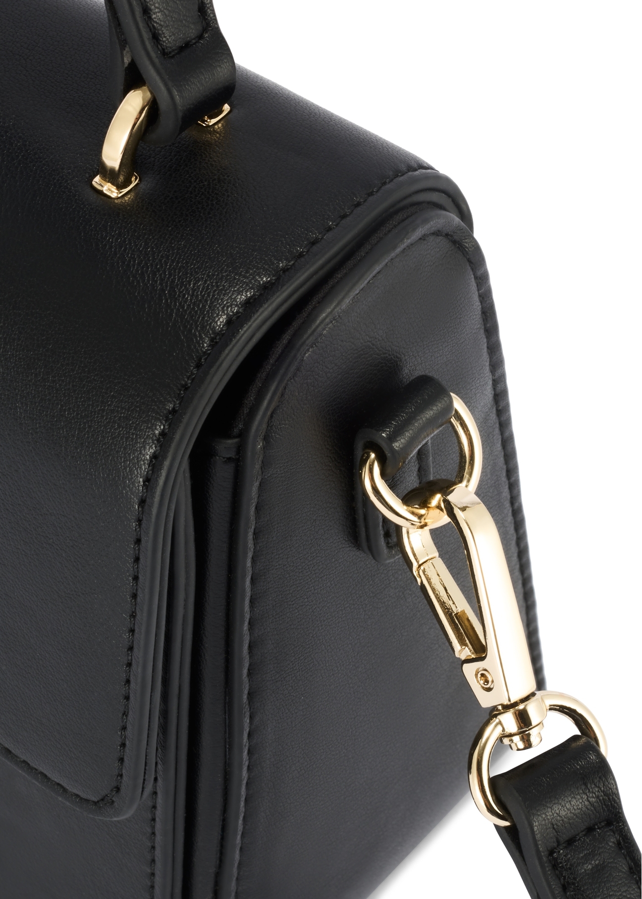 Black women's handbag TOREC-1080-99(Z25), close-up of product detail, view on white background.