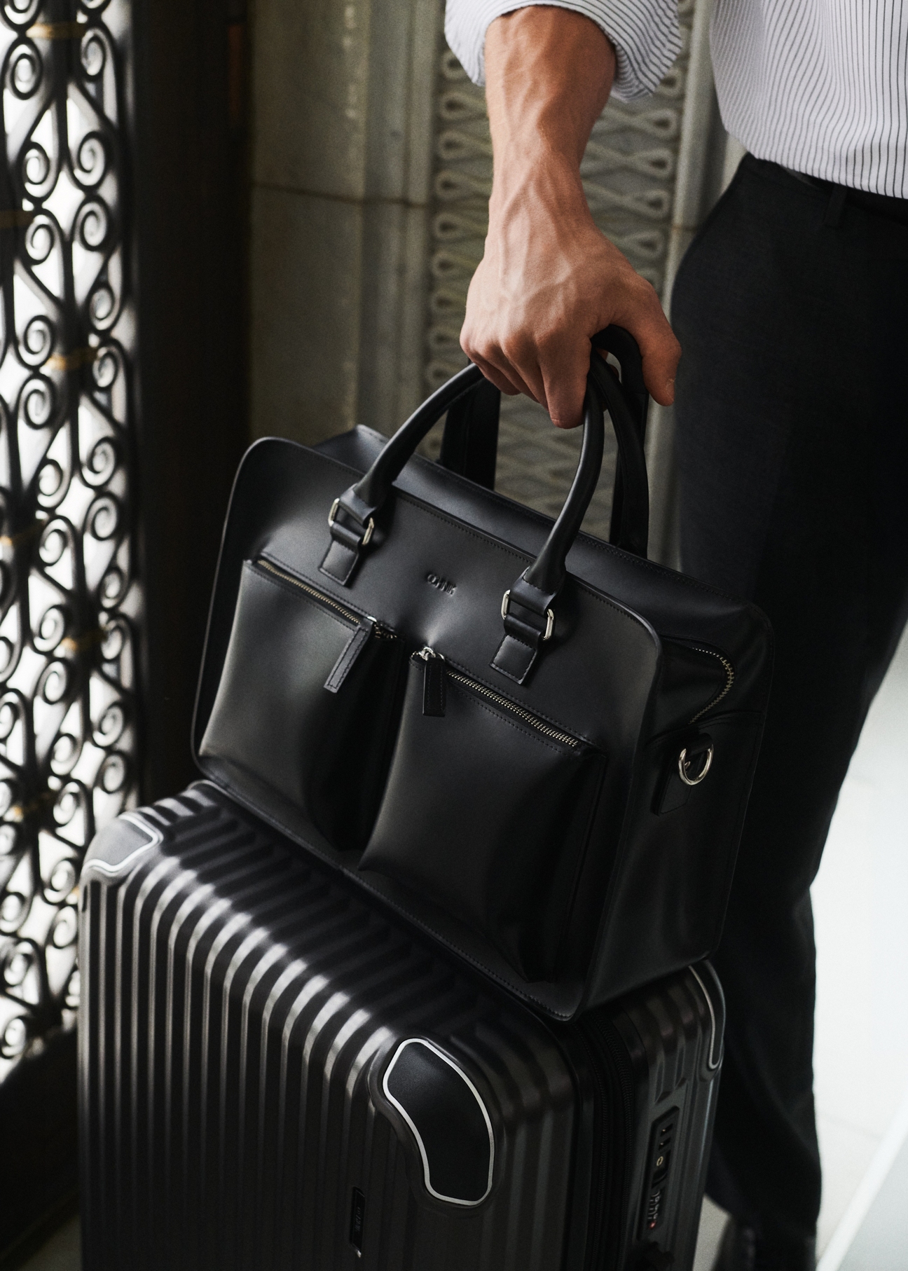 Black leather business briefcase TORMS-0531-99(Z26)