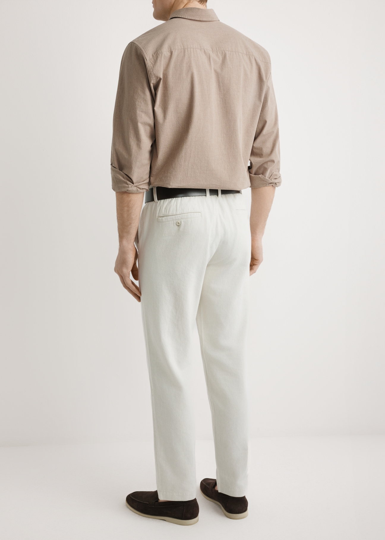 Light beige men's trousers SPOMT-0120-1A(W26), rear view of the product on the model. Half of the silhouette visible.