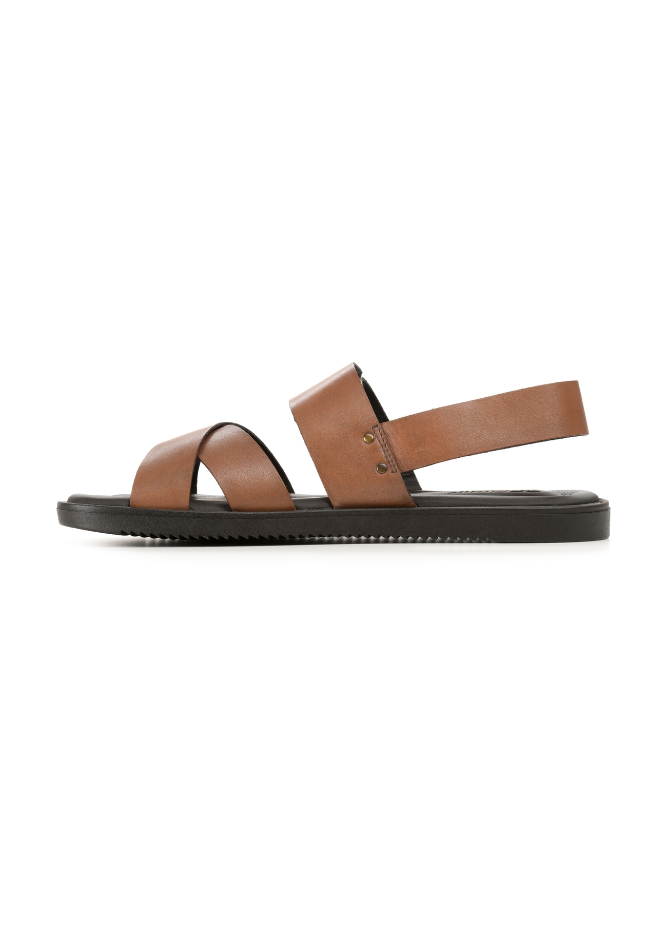 Men's leather sandals in cognac color BUTYM-0537-1F(W26), side view of the product on a white background.
