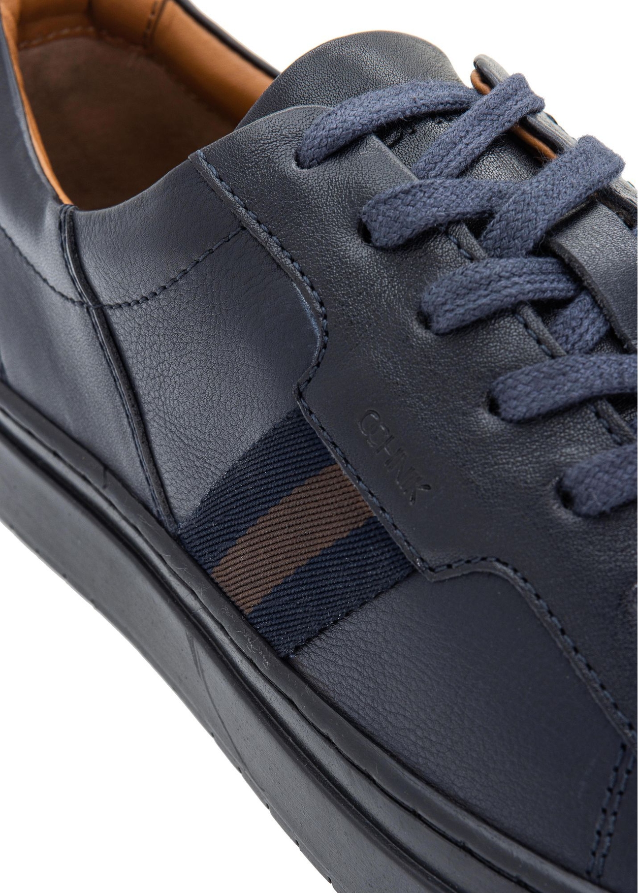 Navy blue men's leather shoes BUTYM-0430A-7E(W26), close-up of the product detail on a white background.