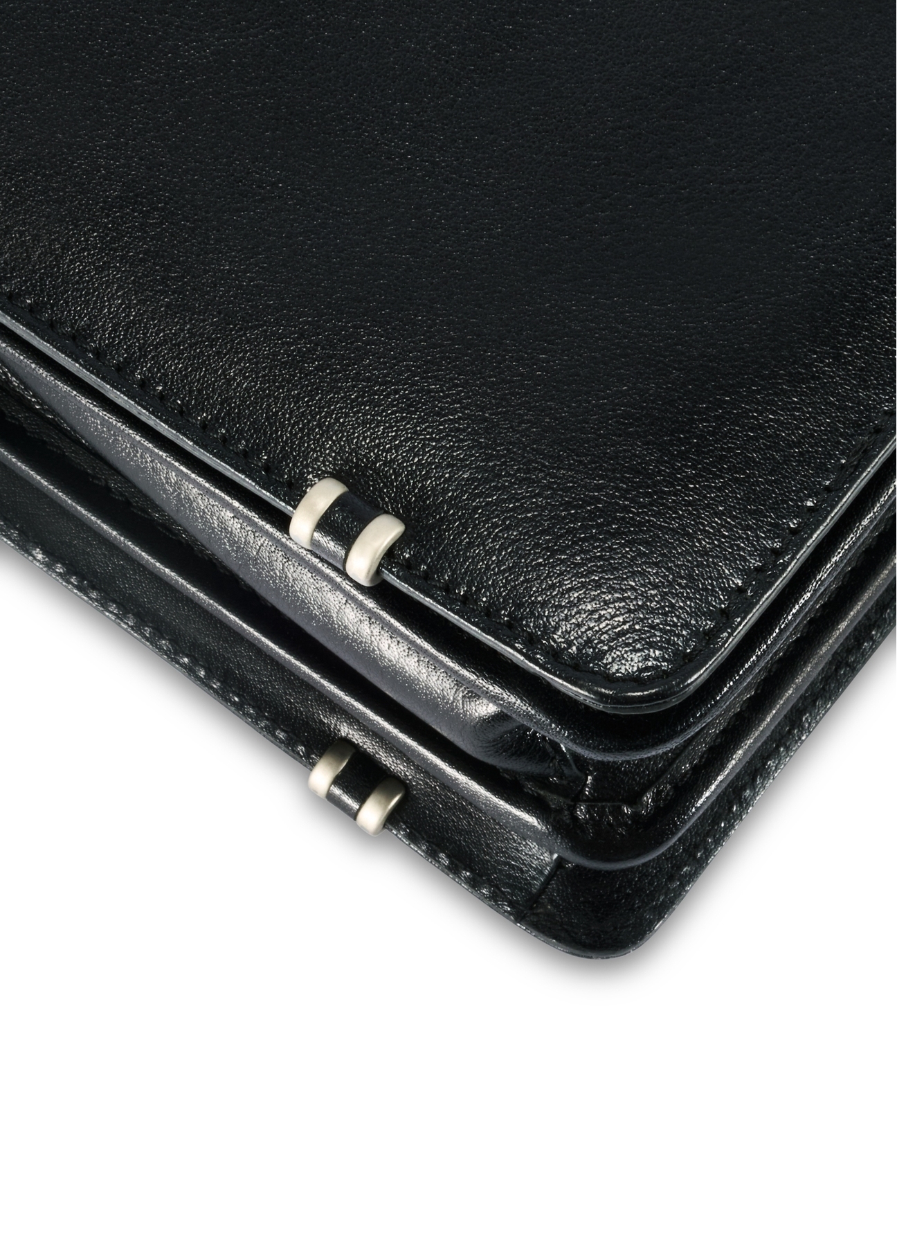 Men's leather briefcase TORMS-0478-99(Z25), close-up of the product detail, view on a white background.