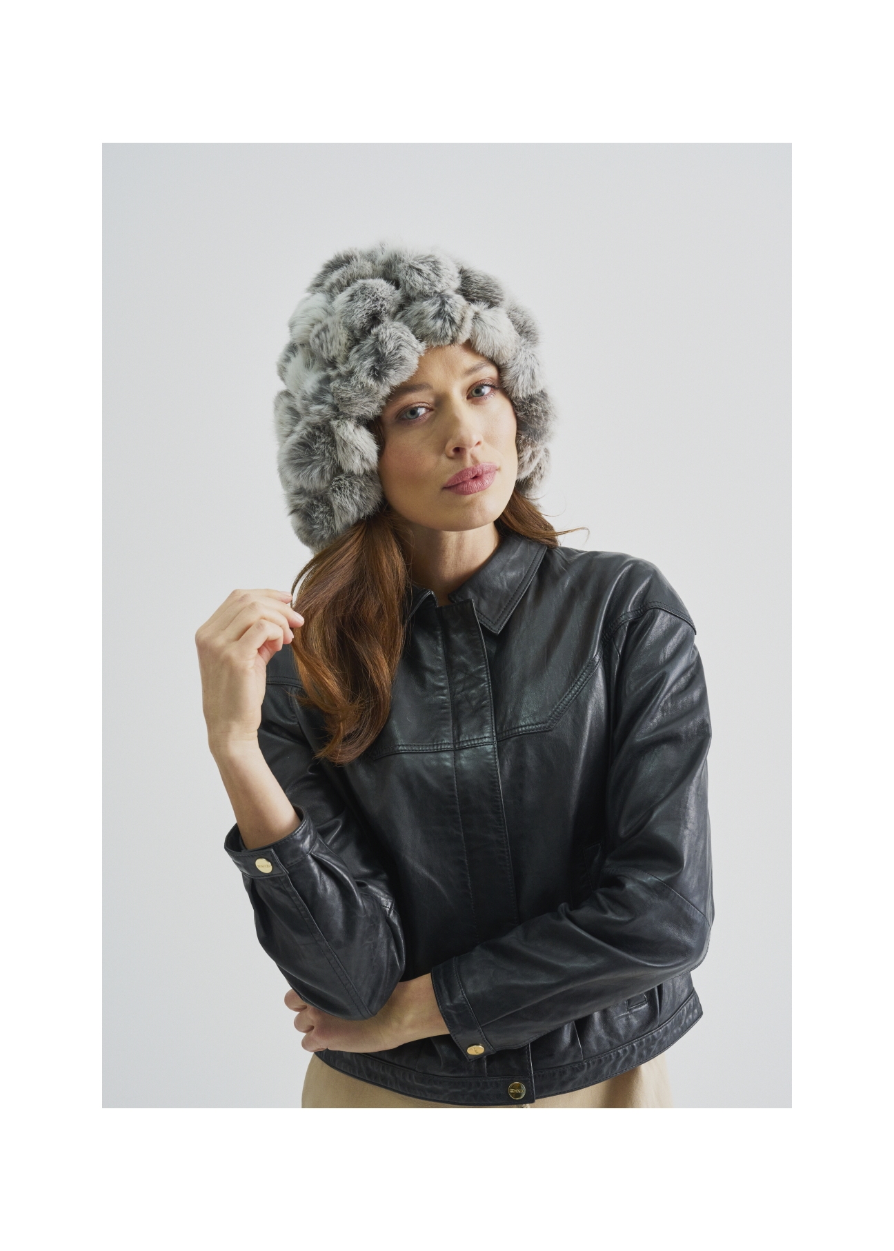 Women's cap CZADF-0033-91(Z22)-02