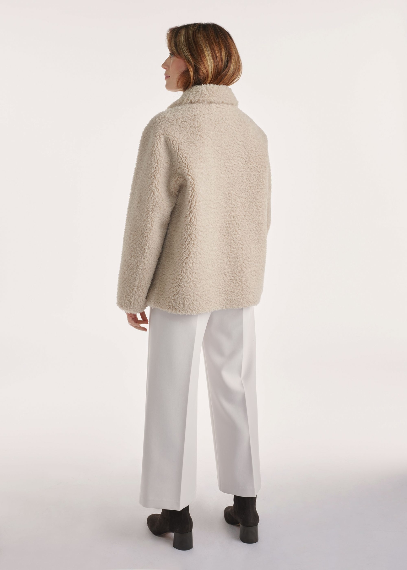 Beige women's fur coat FUTDP-0060-1B(Z26) - back view of the product on the model. Full body visible.