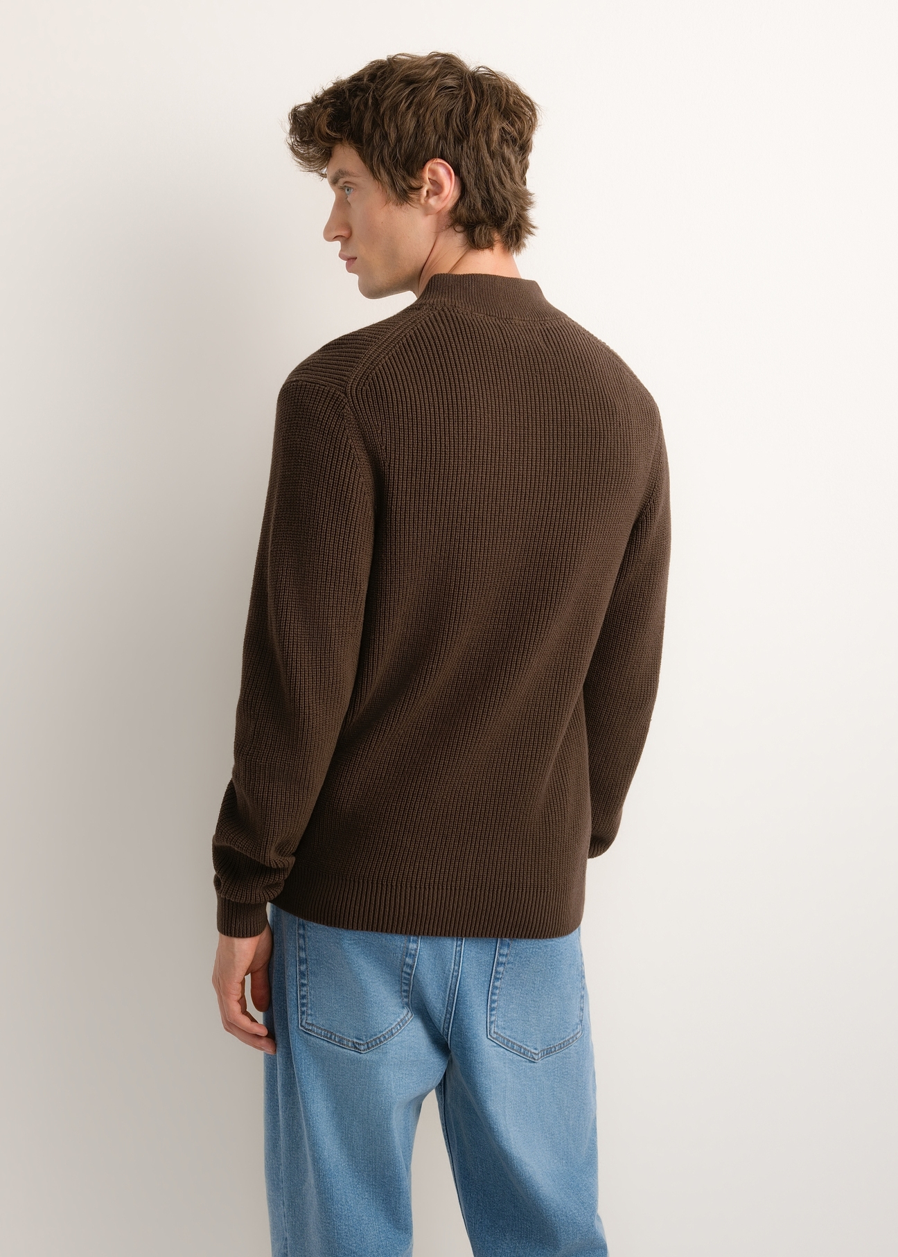 Dark brown men's sweater SWEMT-0175-1I(Z26)