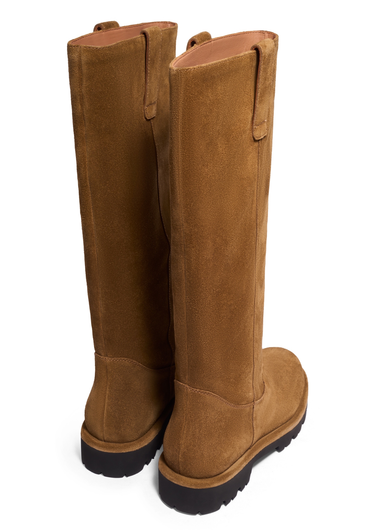 Women's suede boots in cognac color BUTYD-1357-1F(Z26), product view from the back on a white background.