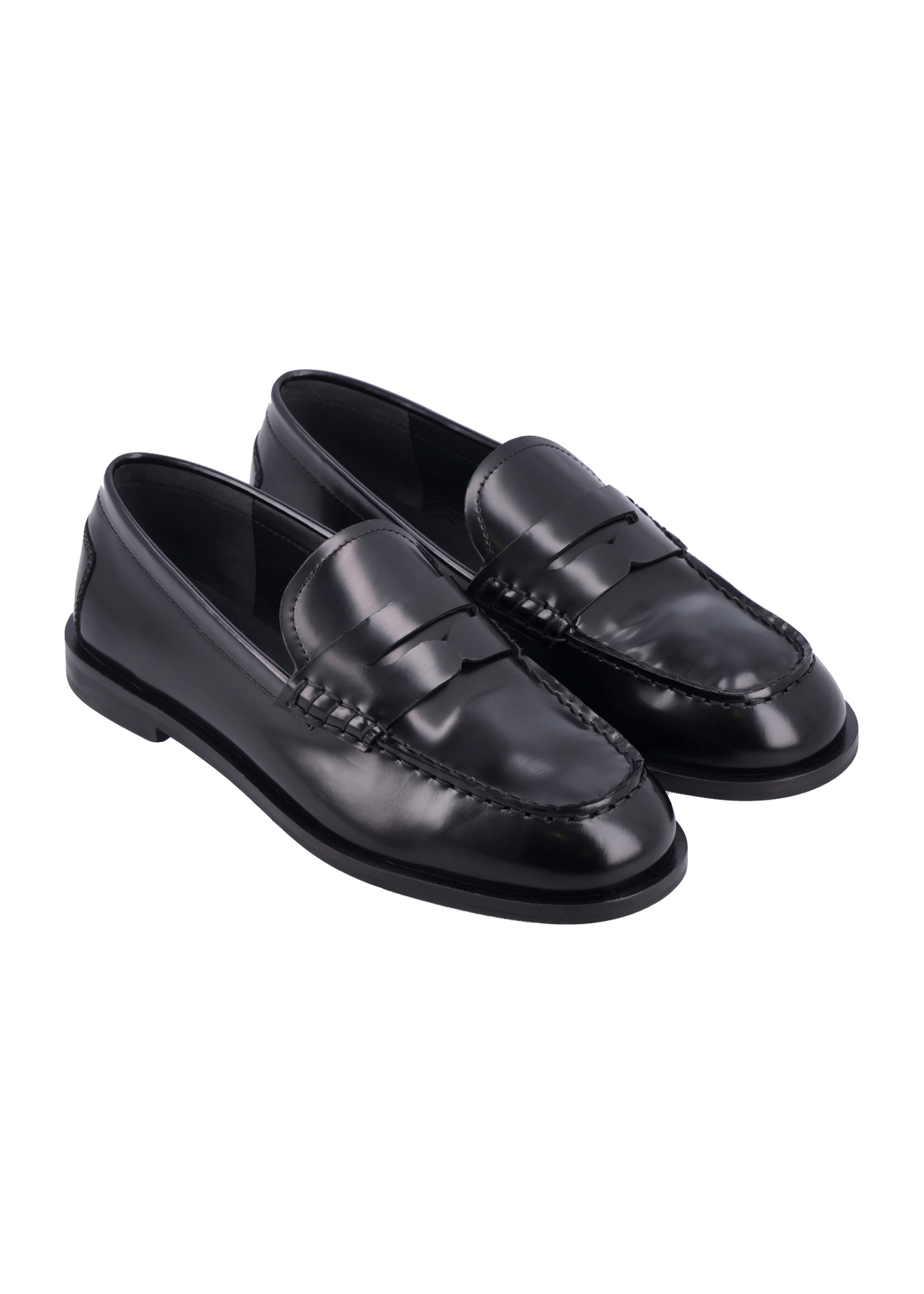Women's leather moccasins in black BUTYD-1355-9F(Z26), diagonal product view on a white background.