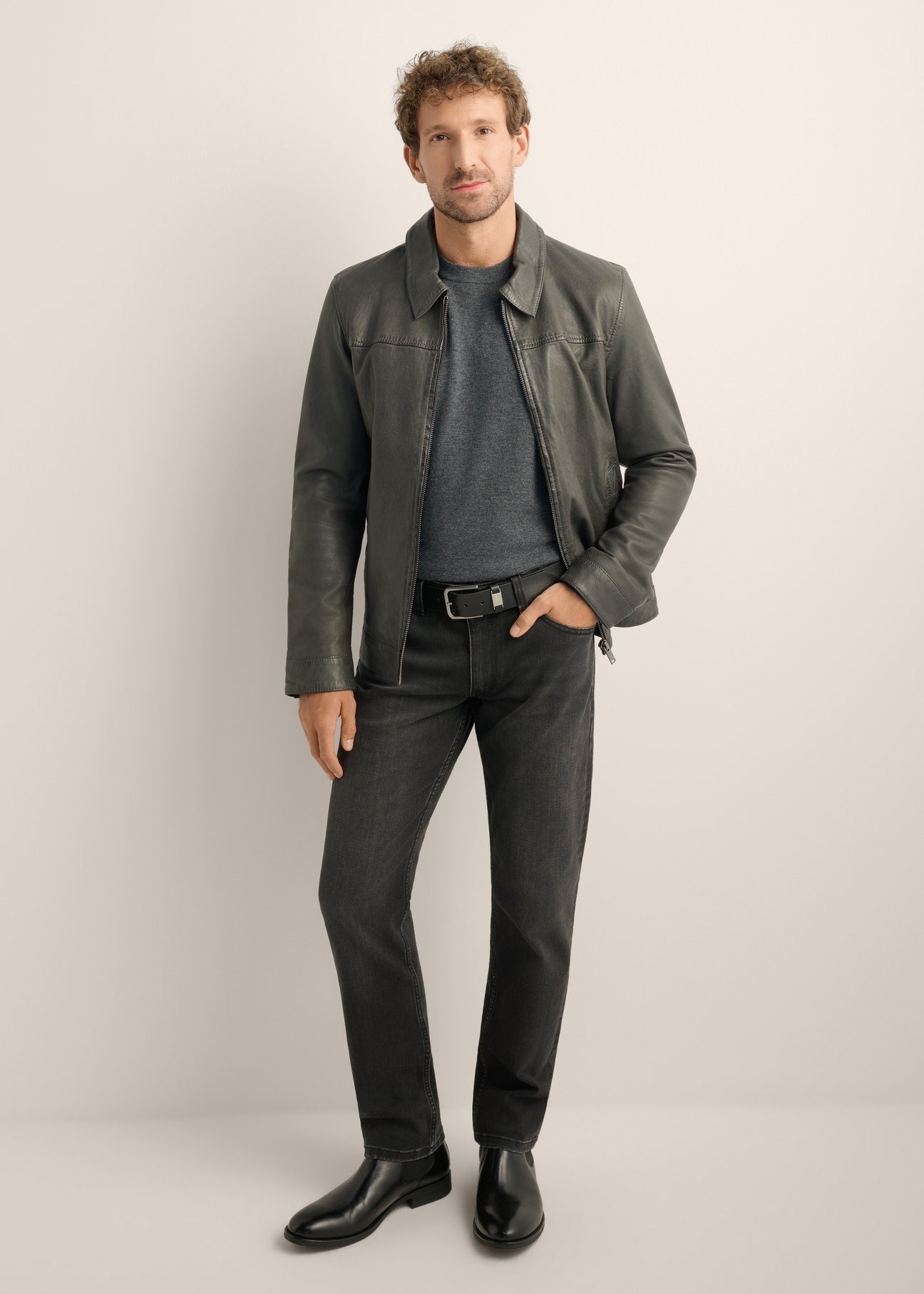 Men's graphite leather jacket KURMS-0419-9D(Z26). Front view of the product on a model. Full silhouette visible. 