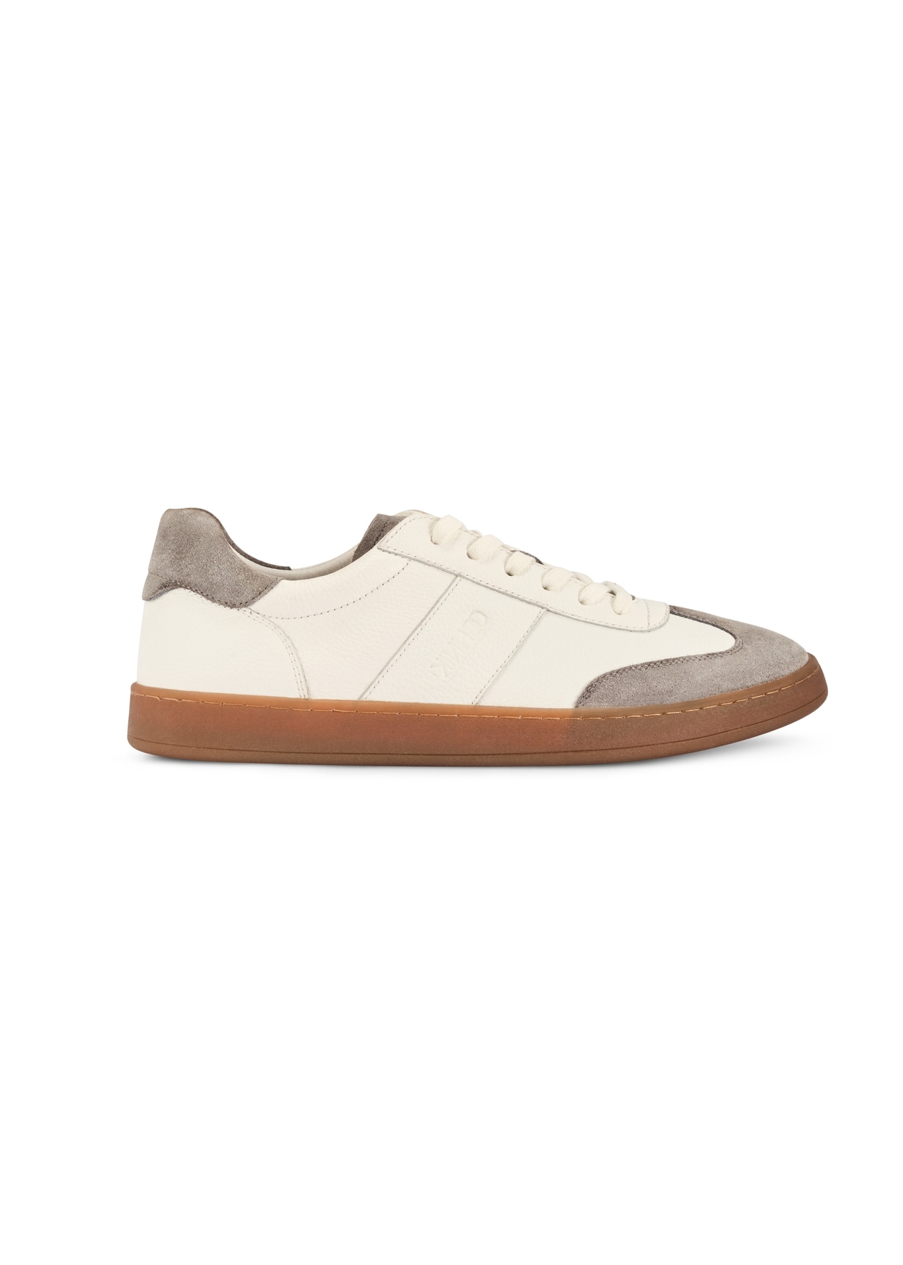 Men's leather sports shoes BUTYM-0487-0B(W26), side view of the product on a white background.