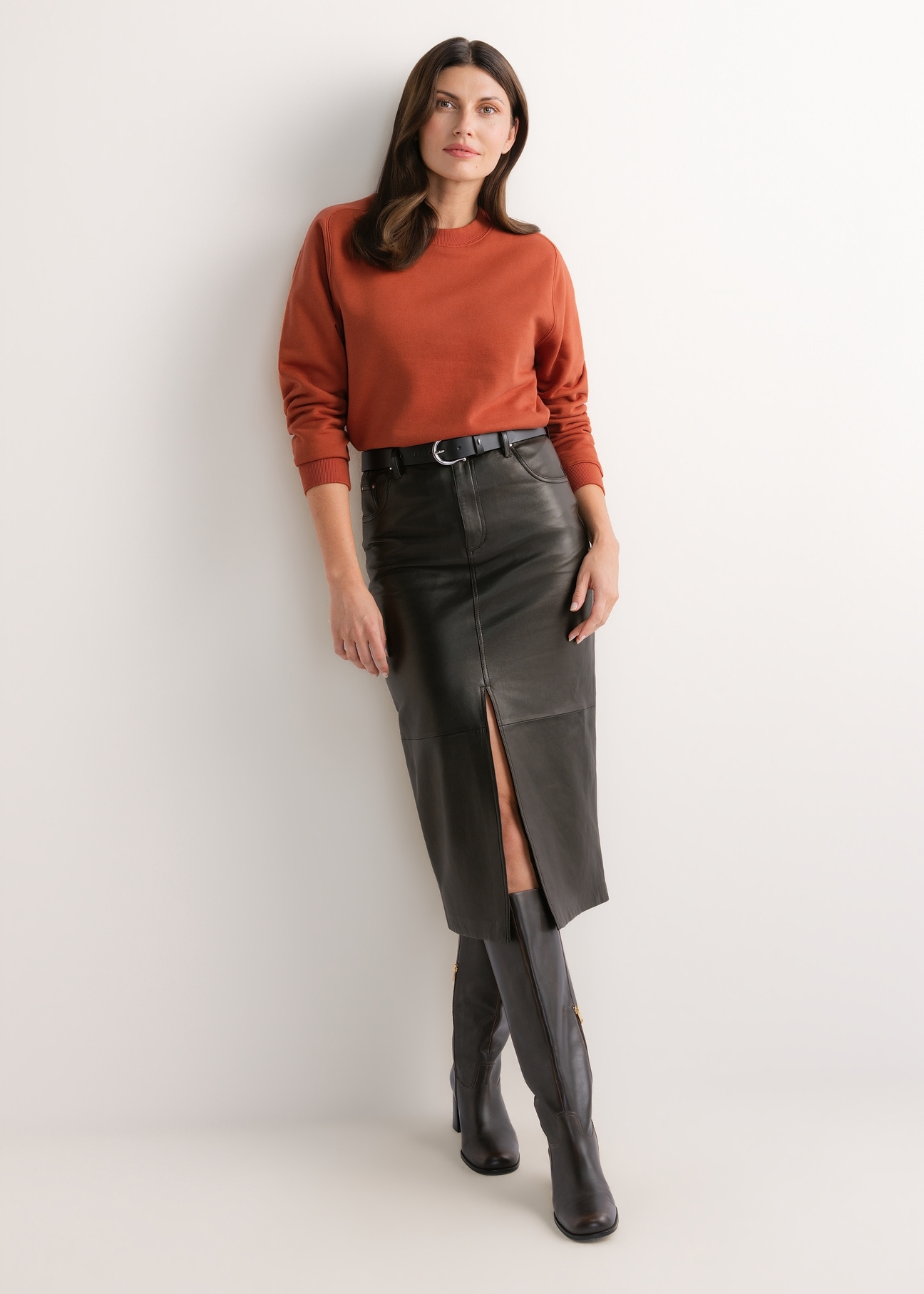 Women's cotton sweatshirt in ginger color BLZDT-0123-3D(Z26), product view from the front on the model. Full body visible.