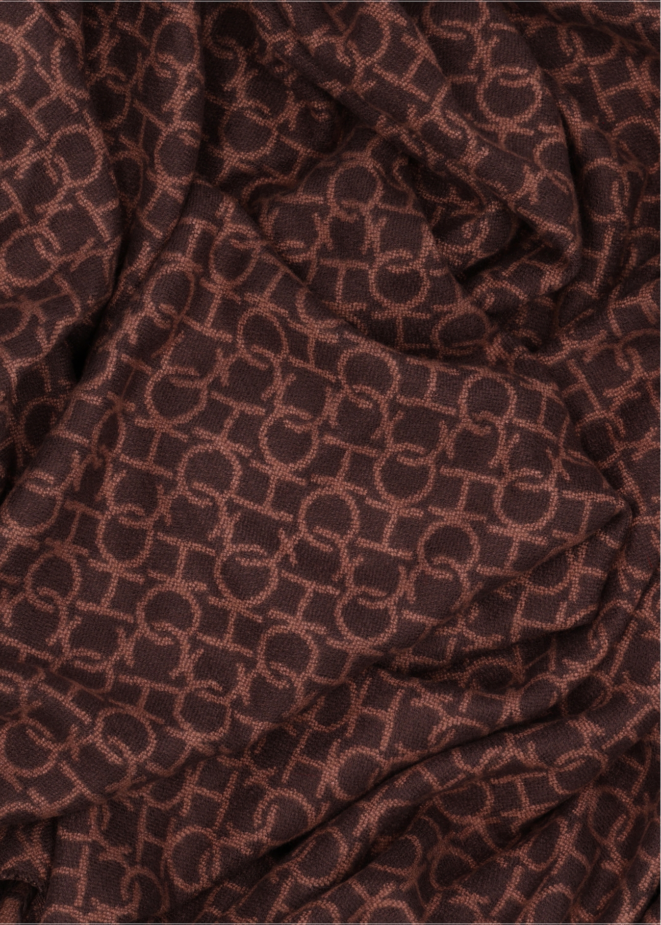 Women's double-sided scarf with monogram SZADT-0235-1I(Z26) - close-up of the detail, on a white background.