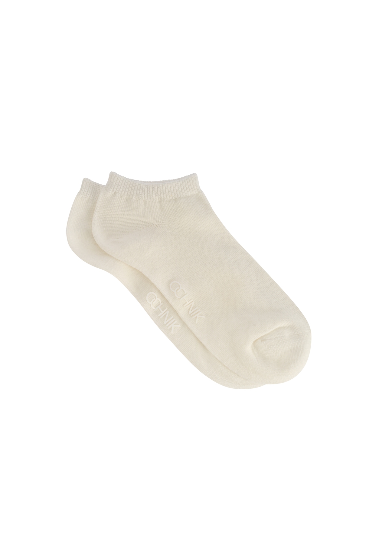 Women's short cream socks SKADT-0053B-0B(W26), side view of the product on a white background.
