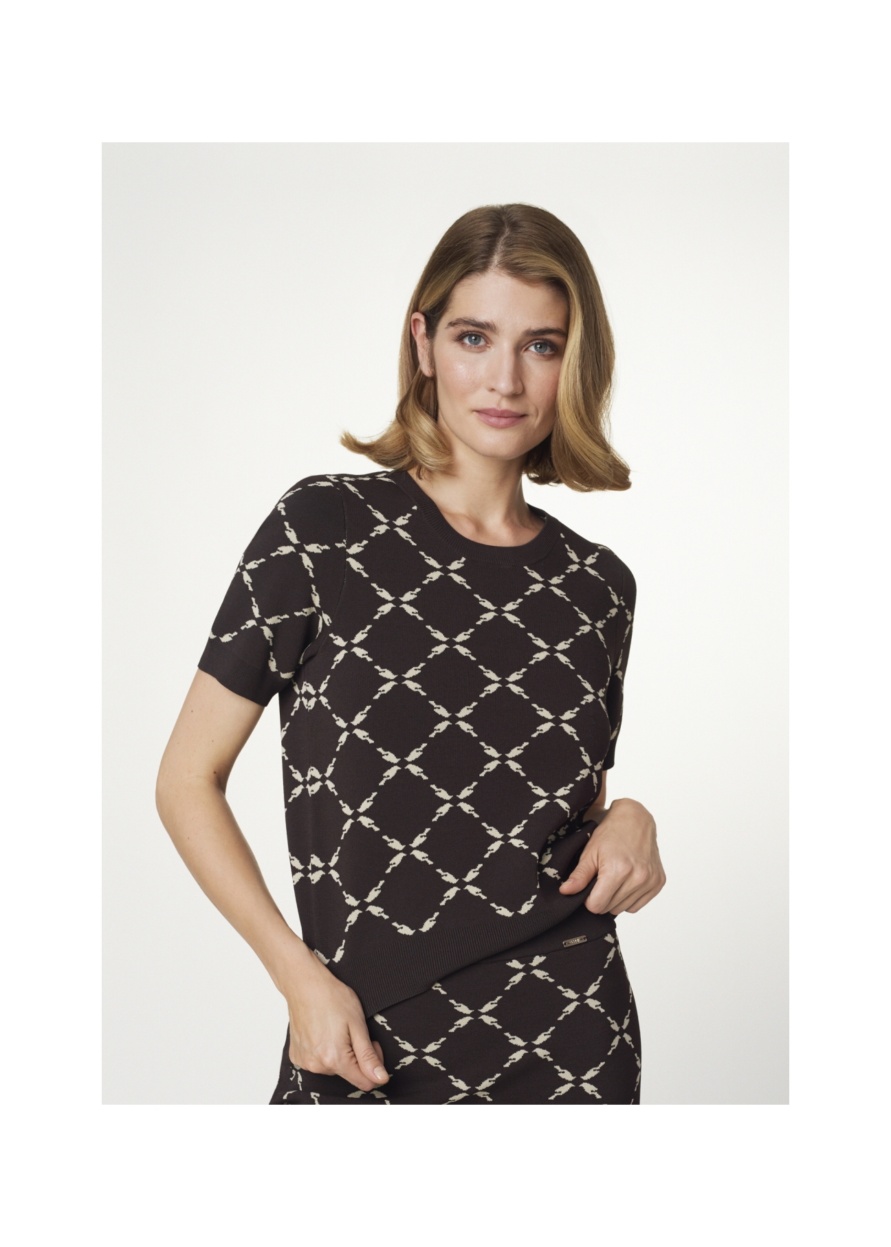 Women's blouse with brand graphic symbol BLUDT-0135-89(Z21)-01