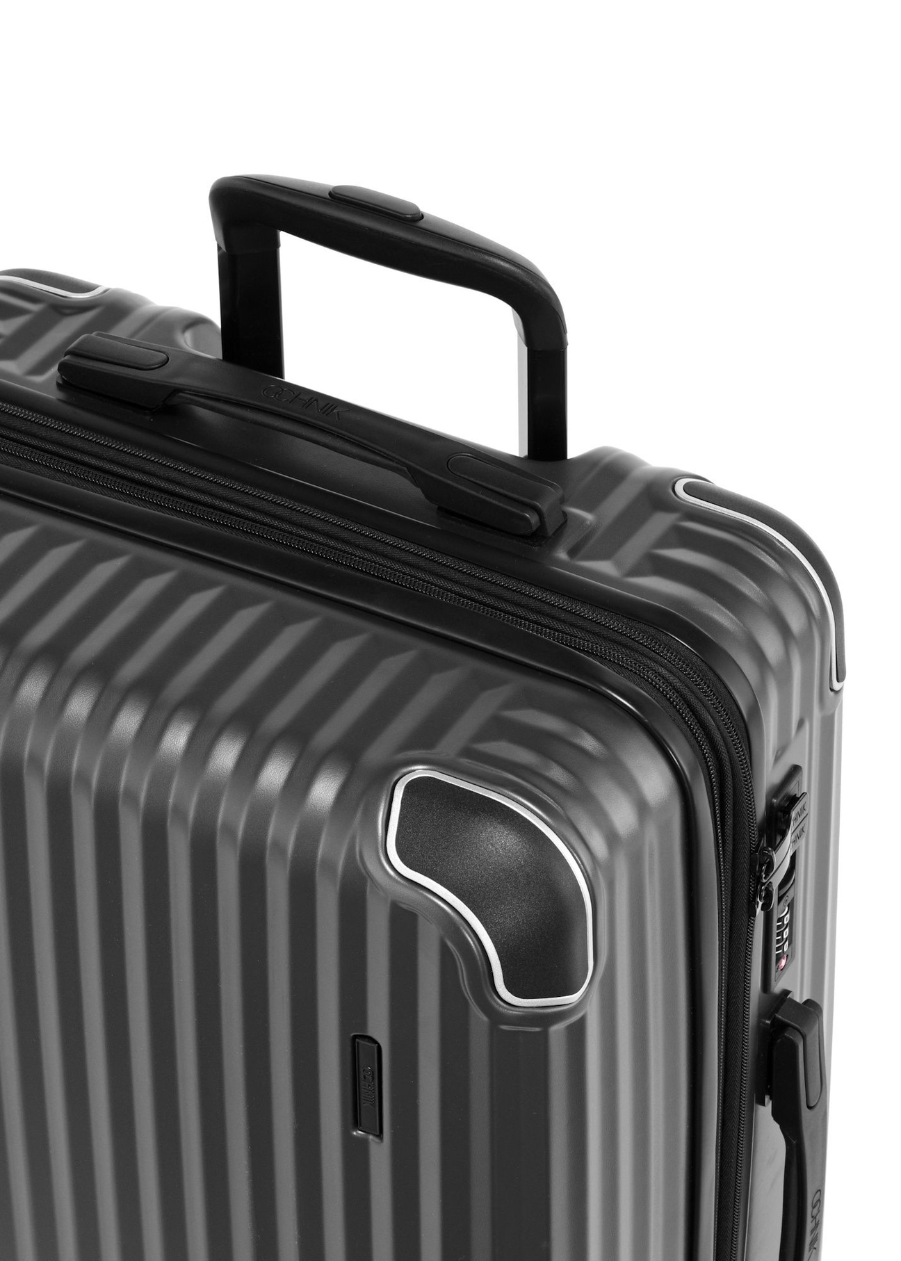 Medium suitcase on wheels WALAB-0073-95-24(W25)-06