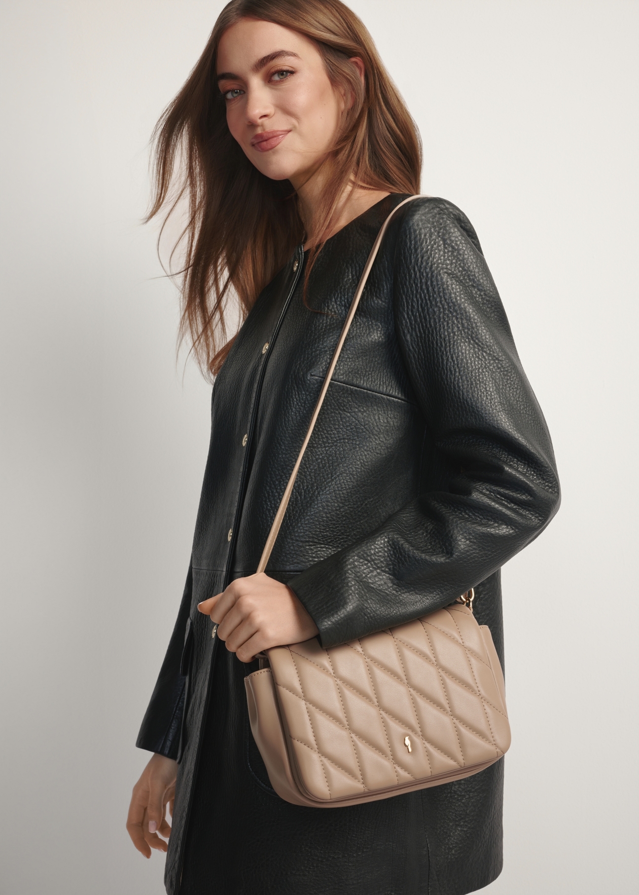 Beige women's handbag with stitching TOREC-1151-1D(W26) - front product view, on a white background.