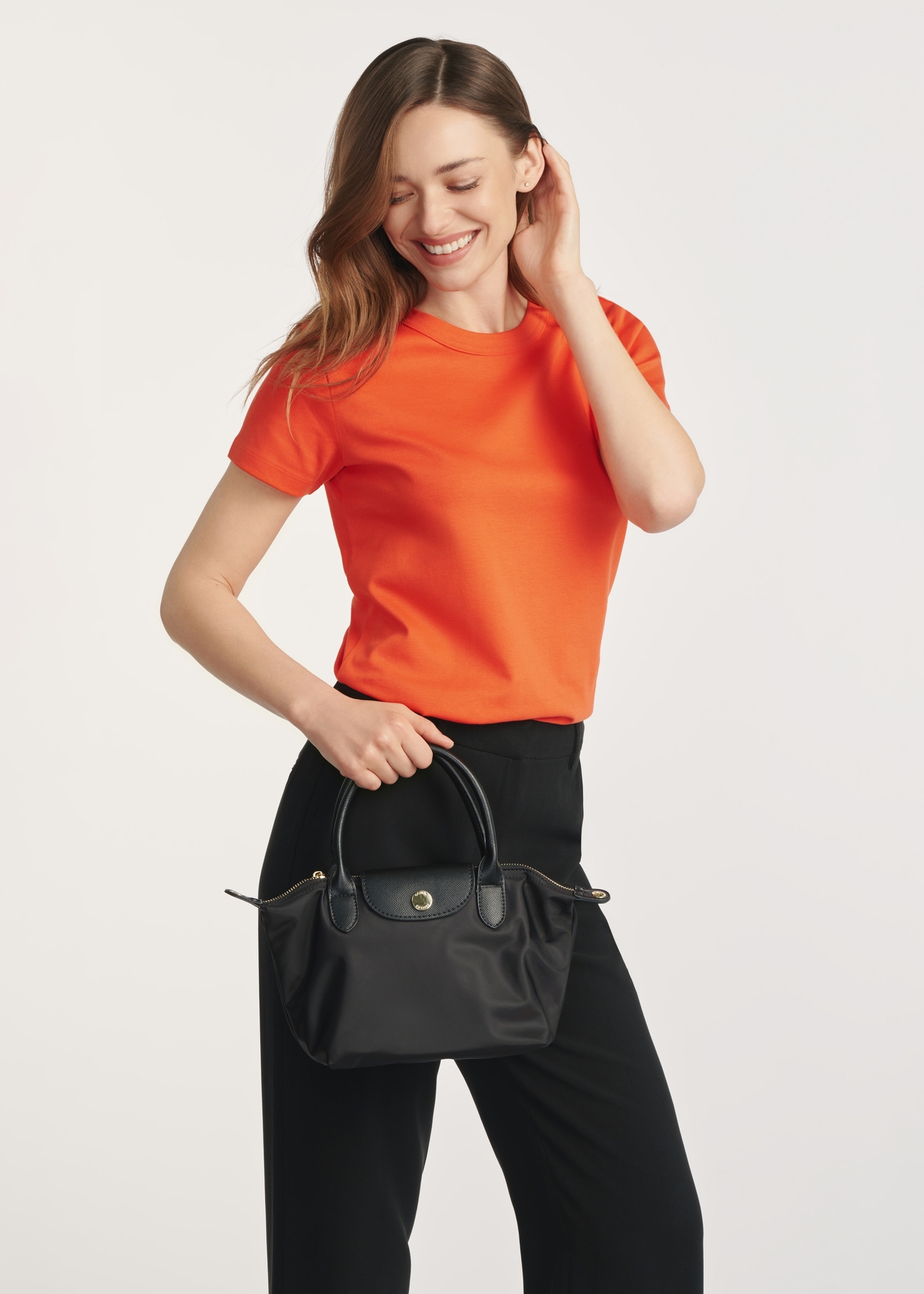 Small black women's handbag TOREN-0318-99(Z25), product view from the front on a white background.