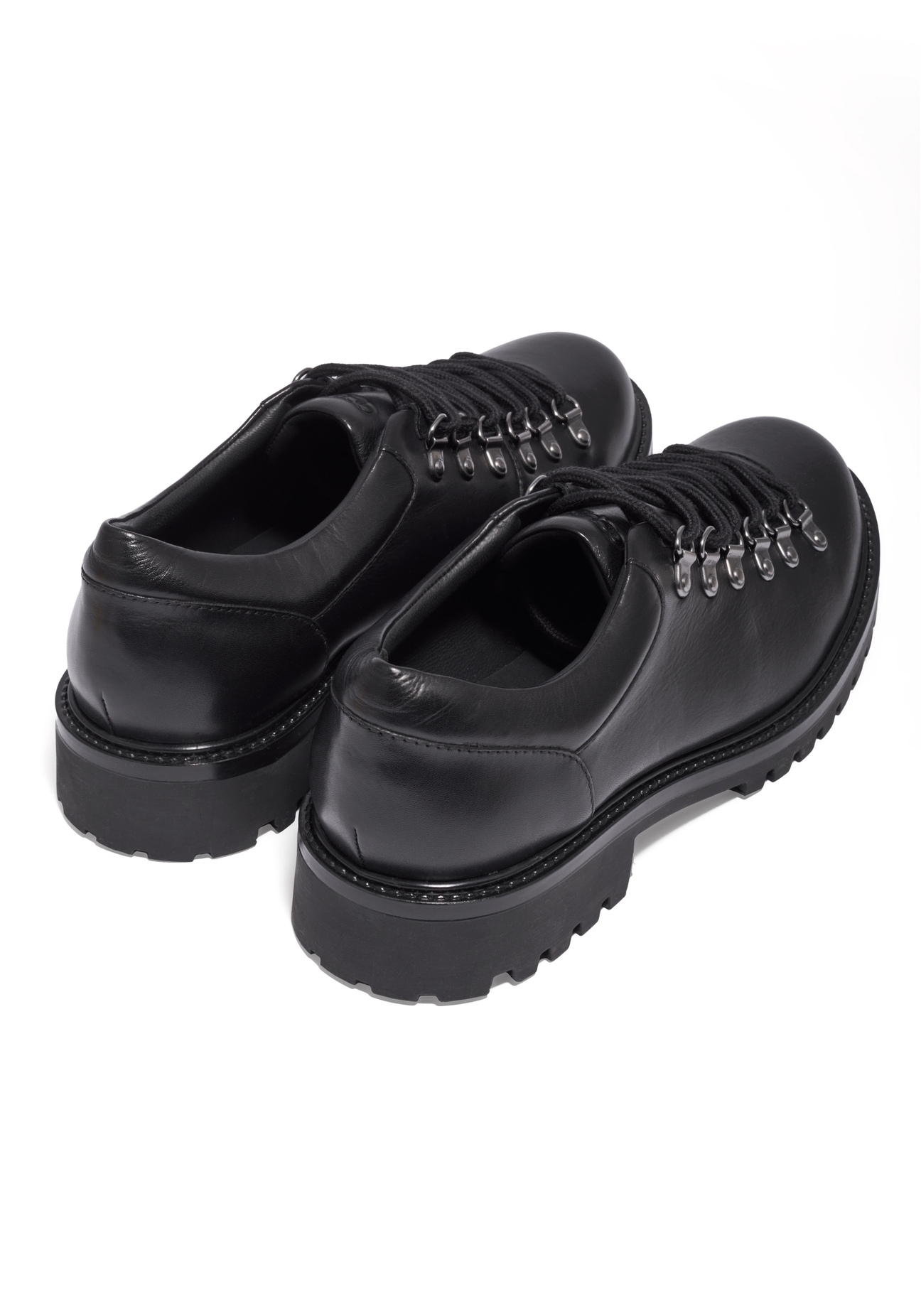 Black men's leather shoes BUTYM-0547-99(Z26), product view from the back on a white background.