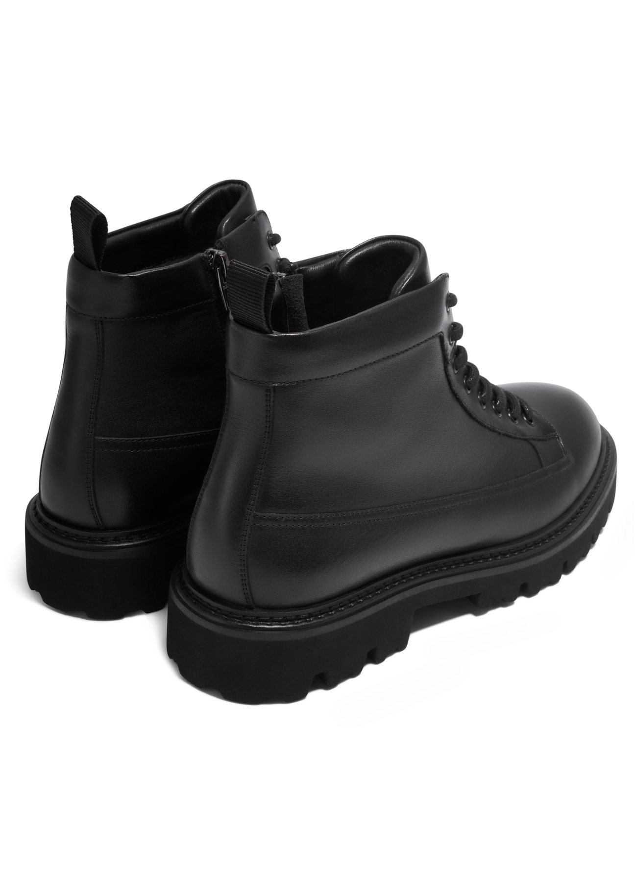 Black men's leather ankle boots BUTYM-0555-99(Z26), back view of the product on a white background.