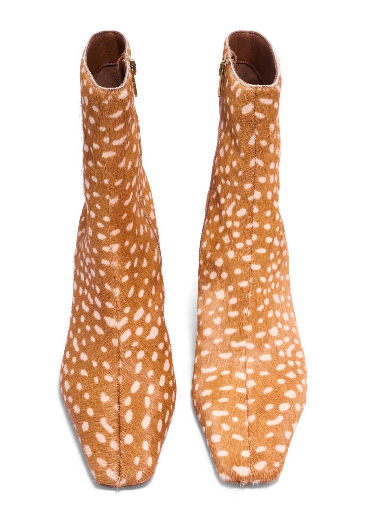Cognac women's ankle boots with pattern BUTYD-1302-1F(Z26), front product view on white background.