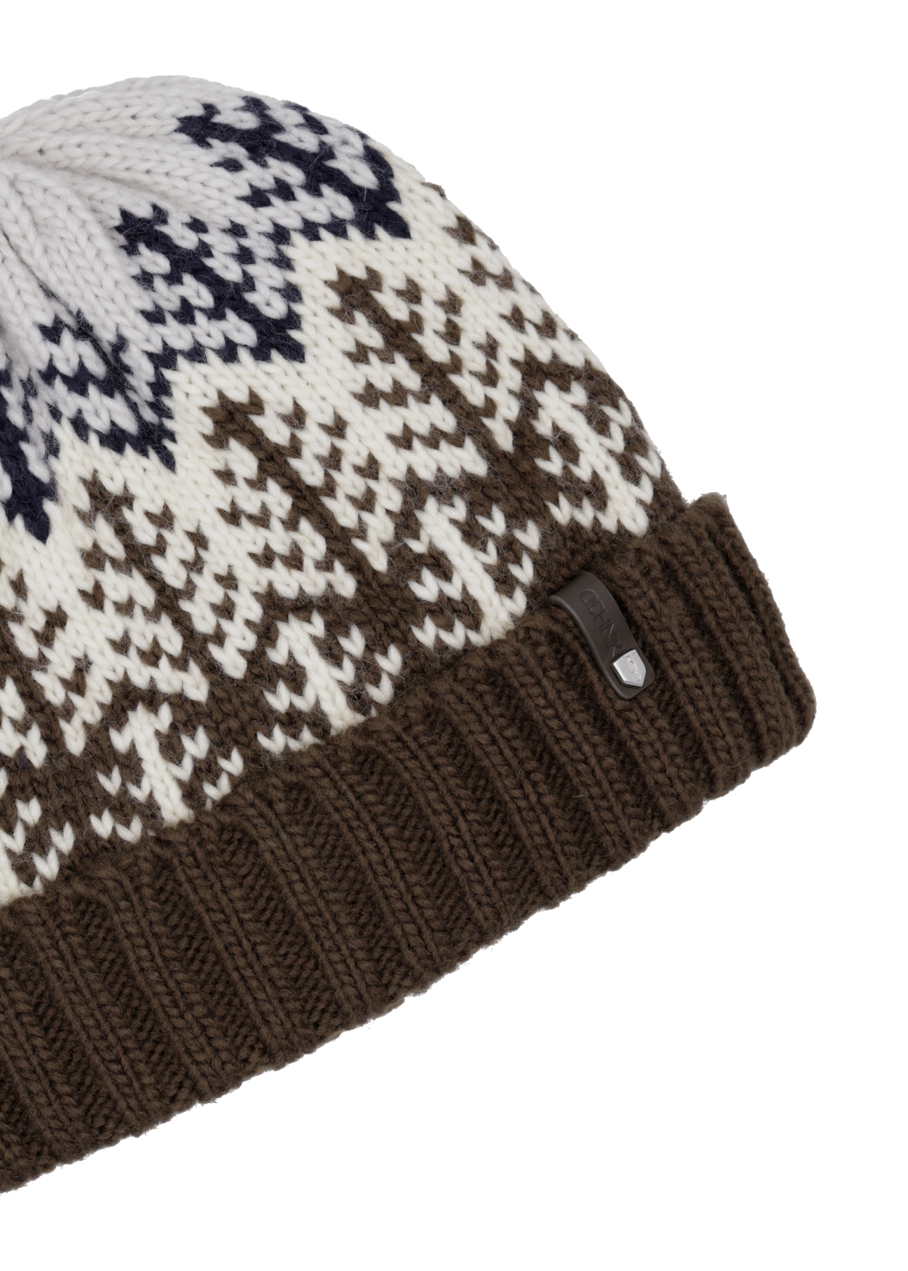 Men's winter hat CZAMT-0096-8P(Z26), close-up of product detail on a white background.