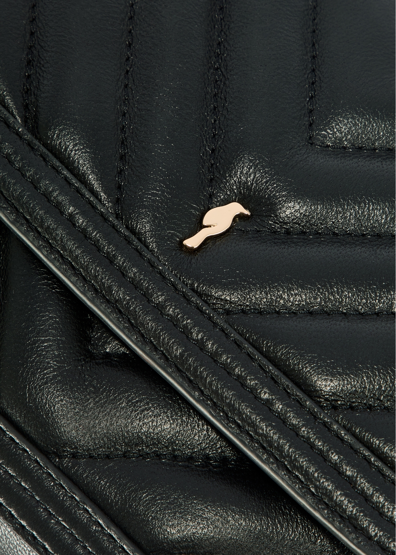 Small women's leather handbag TORES-1195-99(Z25), close-up of product detail, view on white background.