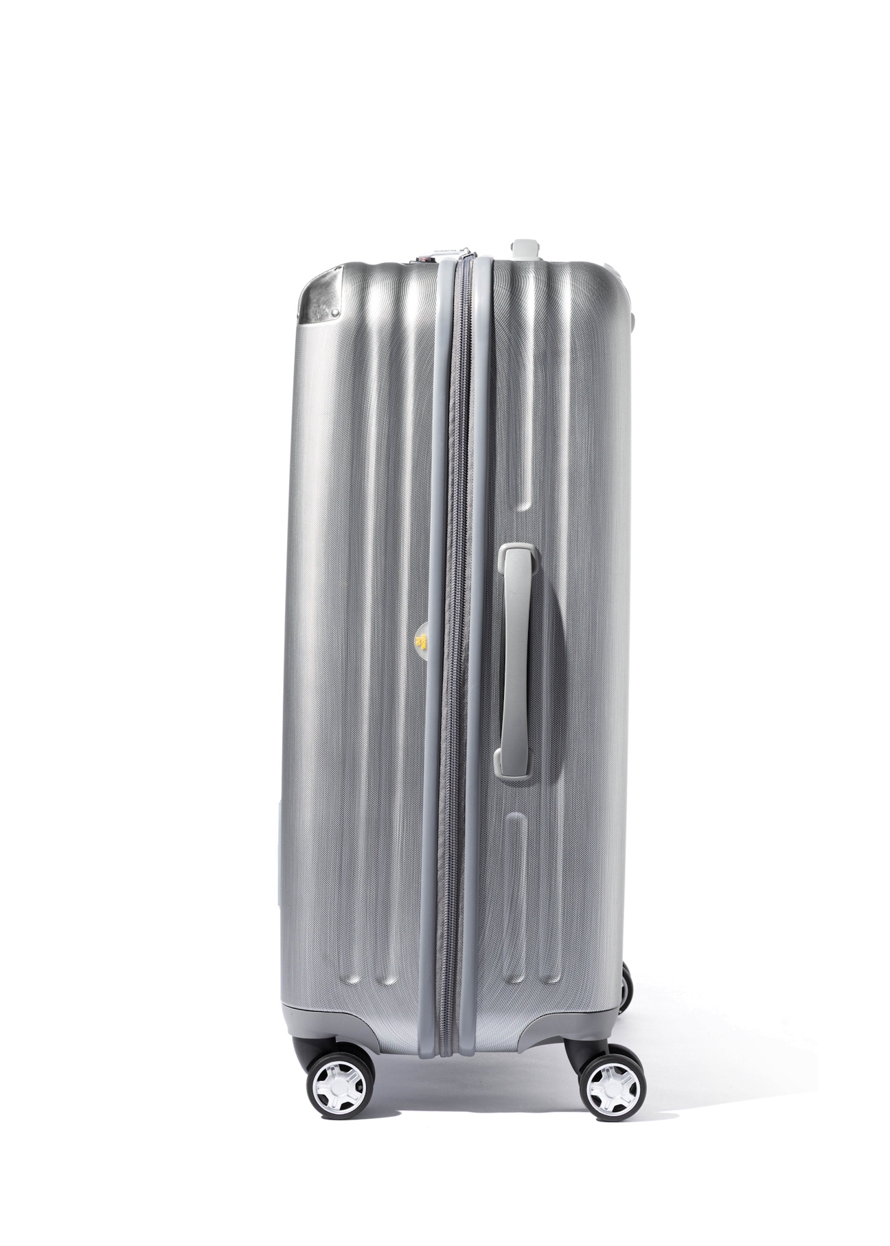 Large suitcase on wheels WALPC-0001-9X-28(W26), side view of the product on a white background.