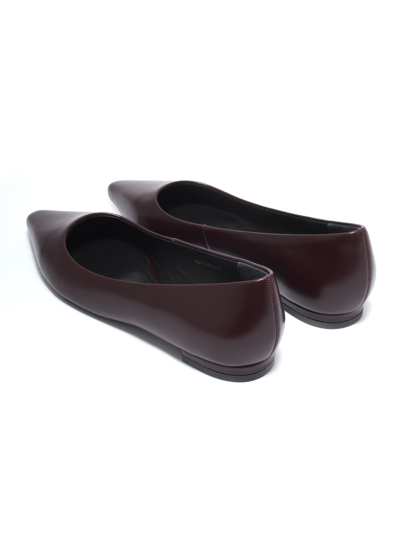 Women's leather burgundy ballet flats BUTYD-1308-4E(Z26), back view of the product on a white background.