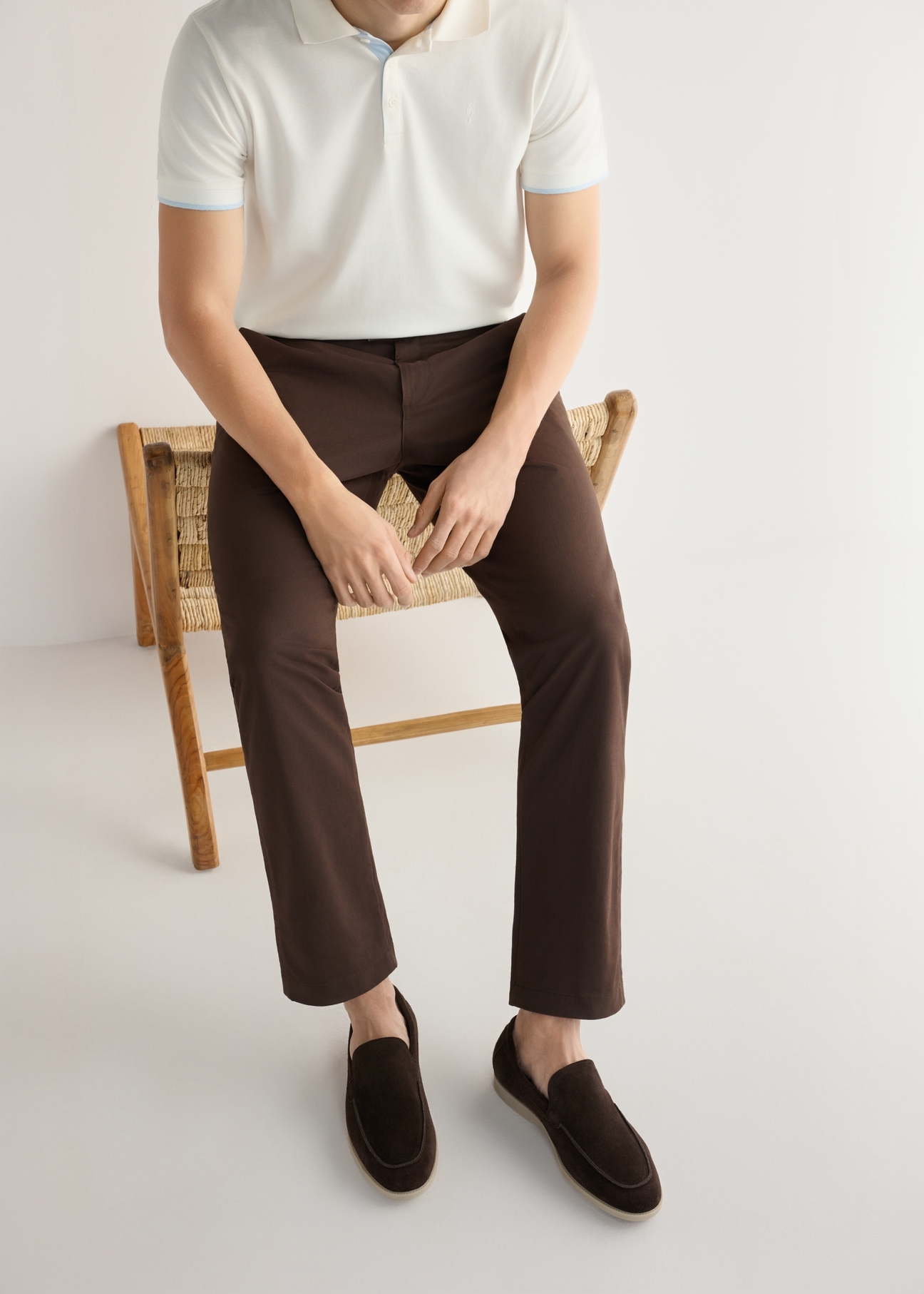 Men's dark brown suede moccasins BUTYM-0526-1I(W26), front view of the product on the model's feet.