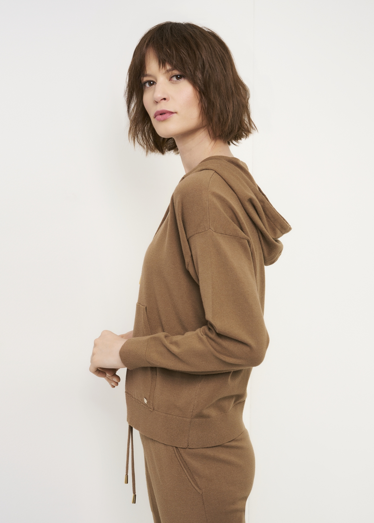 Beige women's kangaroo sweatshirt BLZDT-0080-81(Z22)-03