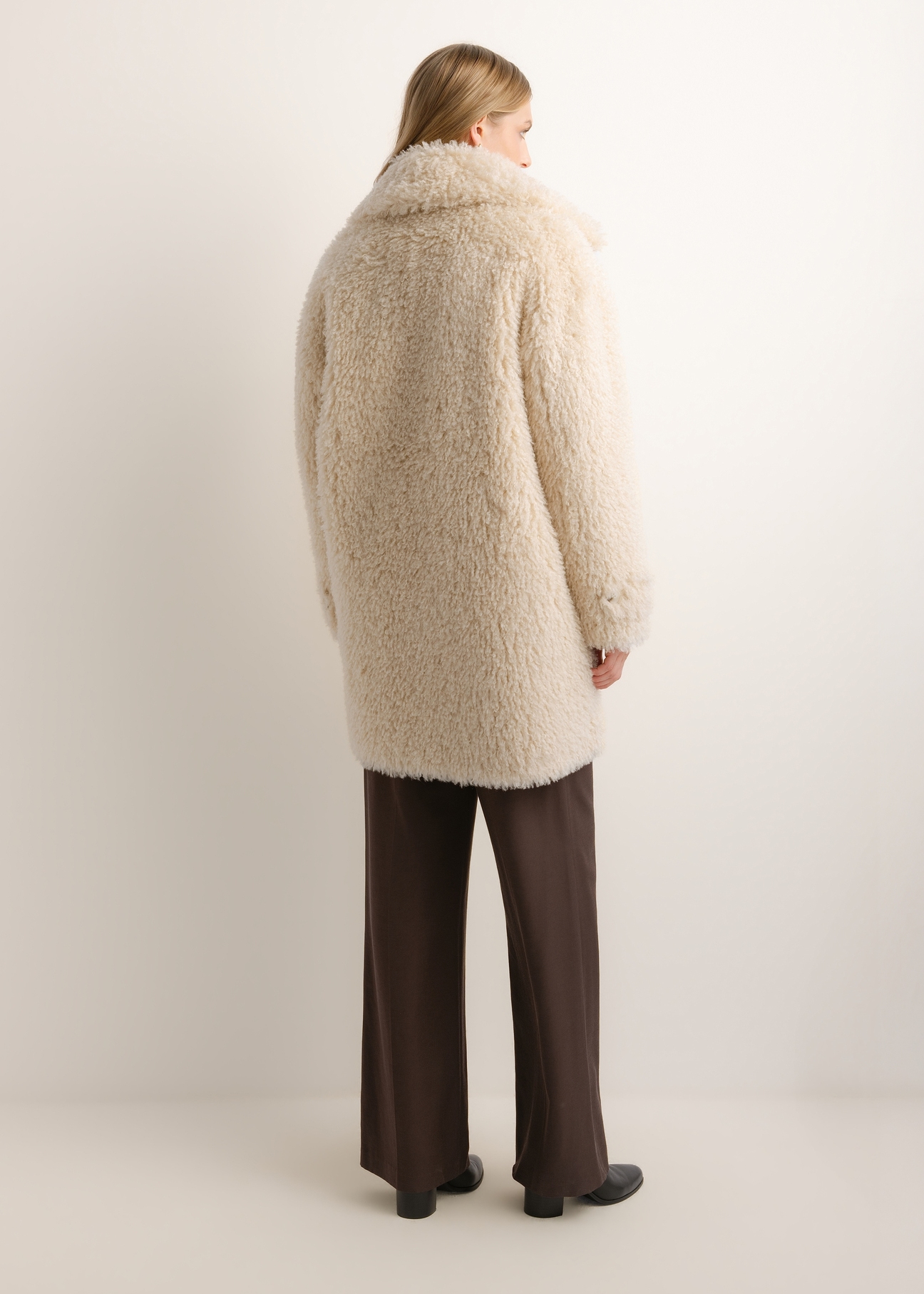 Cream women's fur coat FUTDP-0090-0C(Z26)