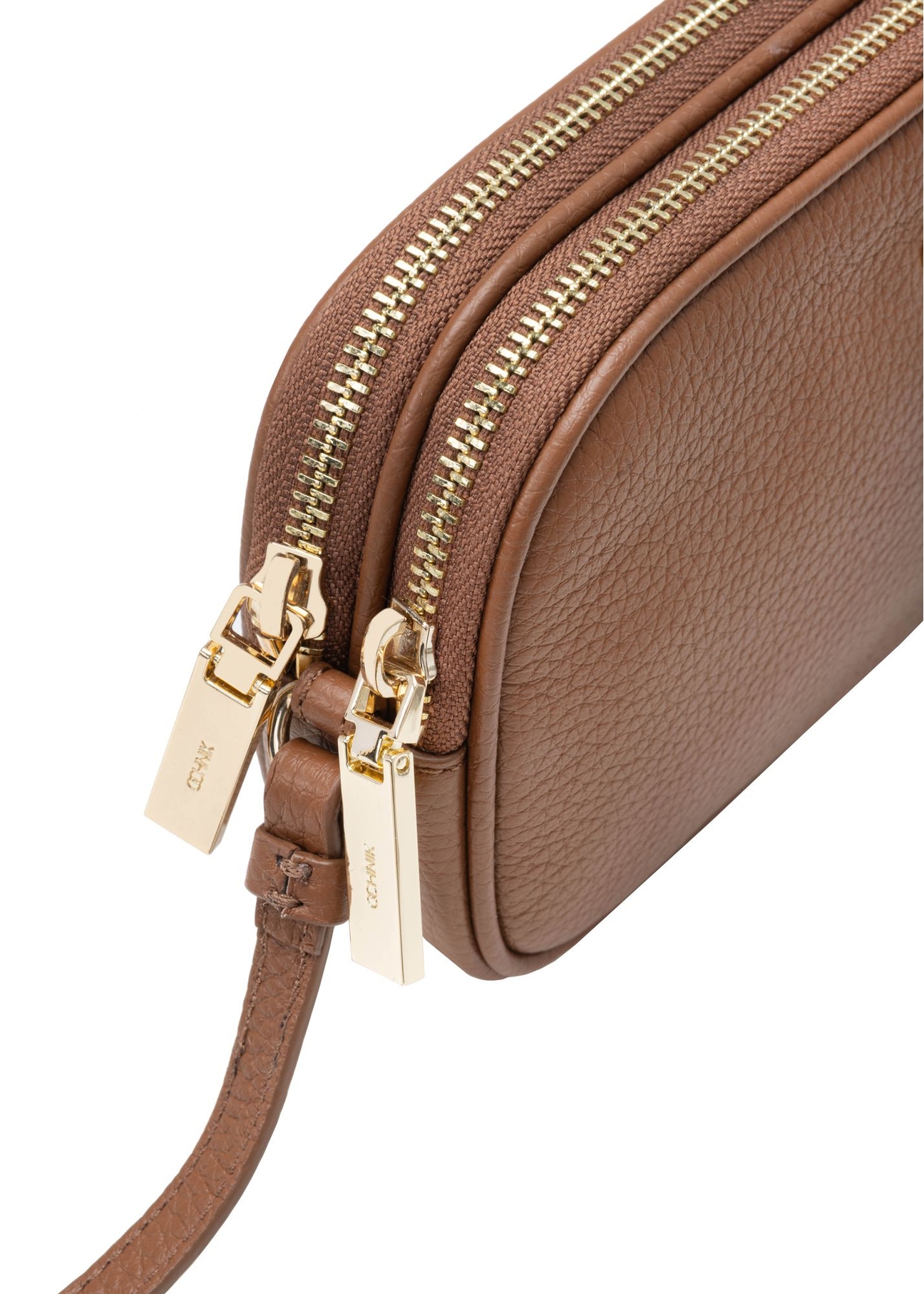 Small camel-colored leather women's handbag TORES-0466E-1D(W26) - close-up of the detail on a white background.