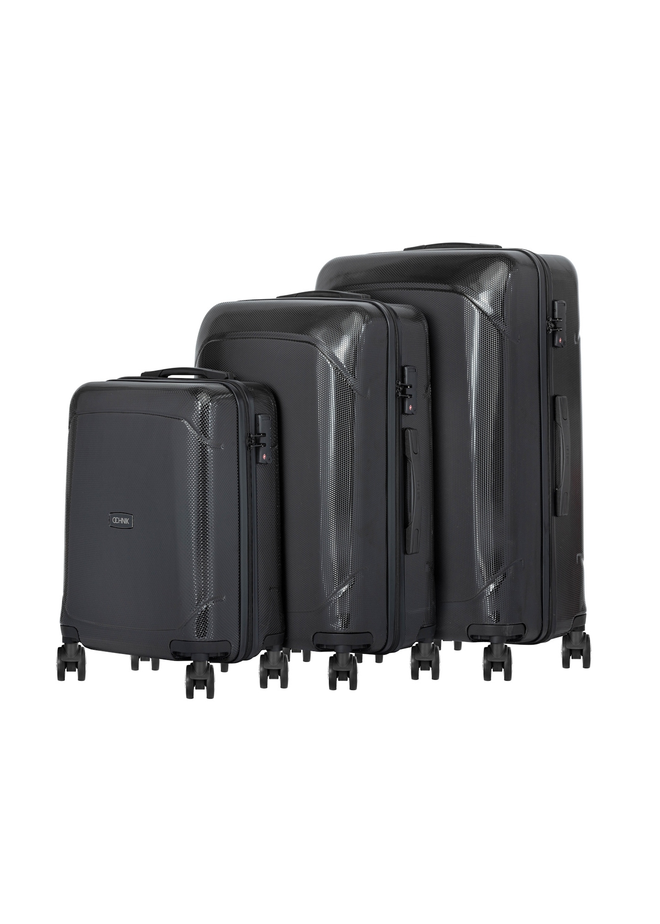 Set of 19'/24'/28' wheeled suitcases WALPC-0014-99(W26), diagonal view of the products on a white background.