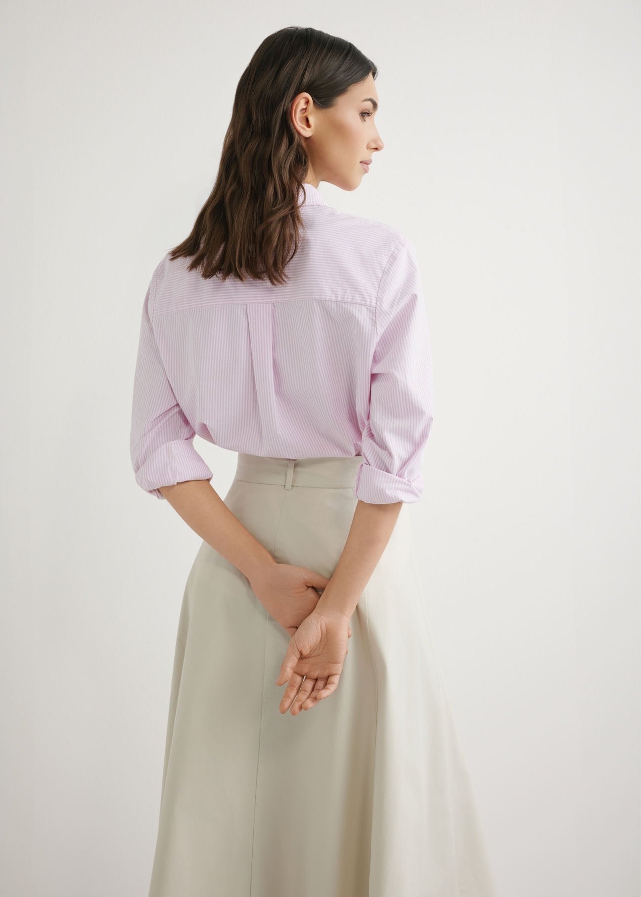 Women's striped cotton shirt KOSDT-0184-5B(W26), back view of the product on the model. Half of the silhouette visible.