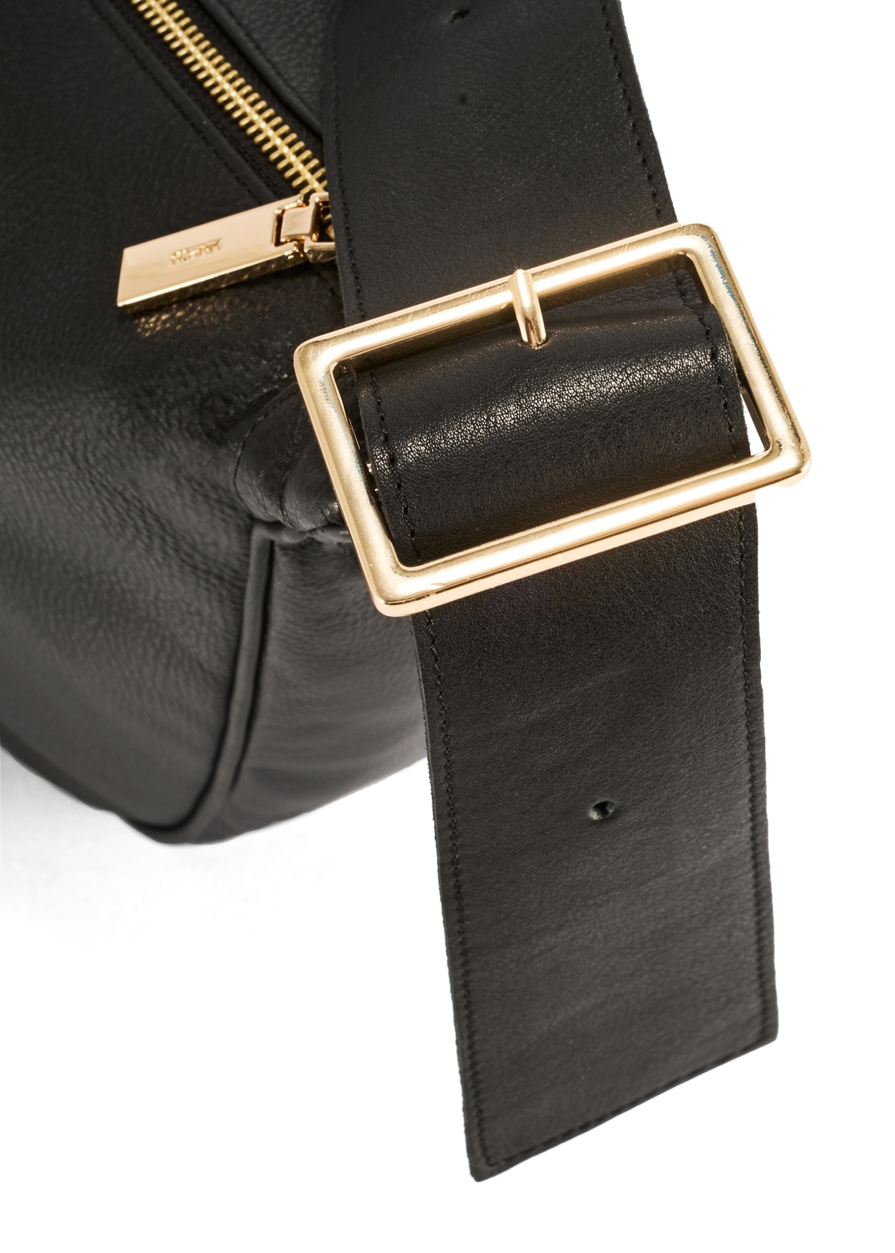 Black leather shoulder bag TORES-1127E-99(Z25), close-up of product detail, view on white background.
